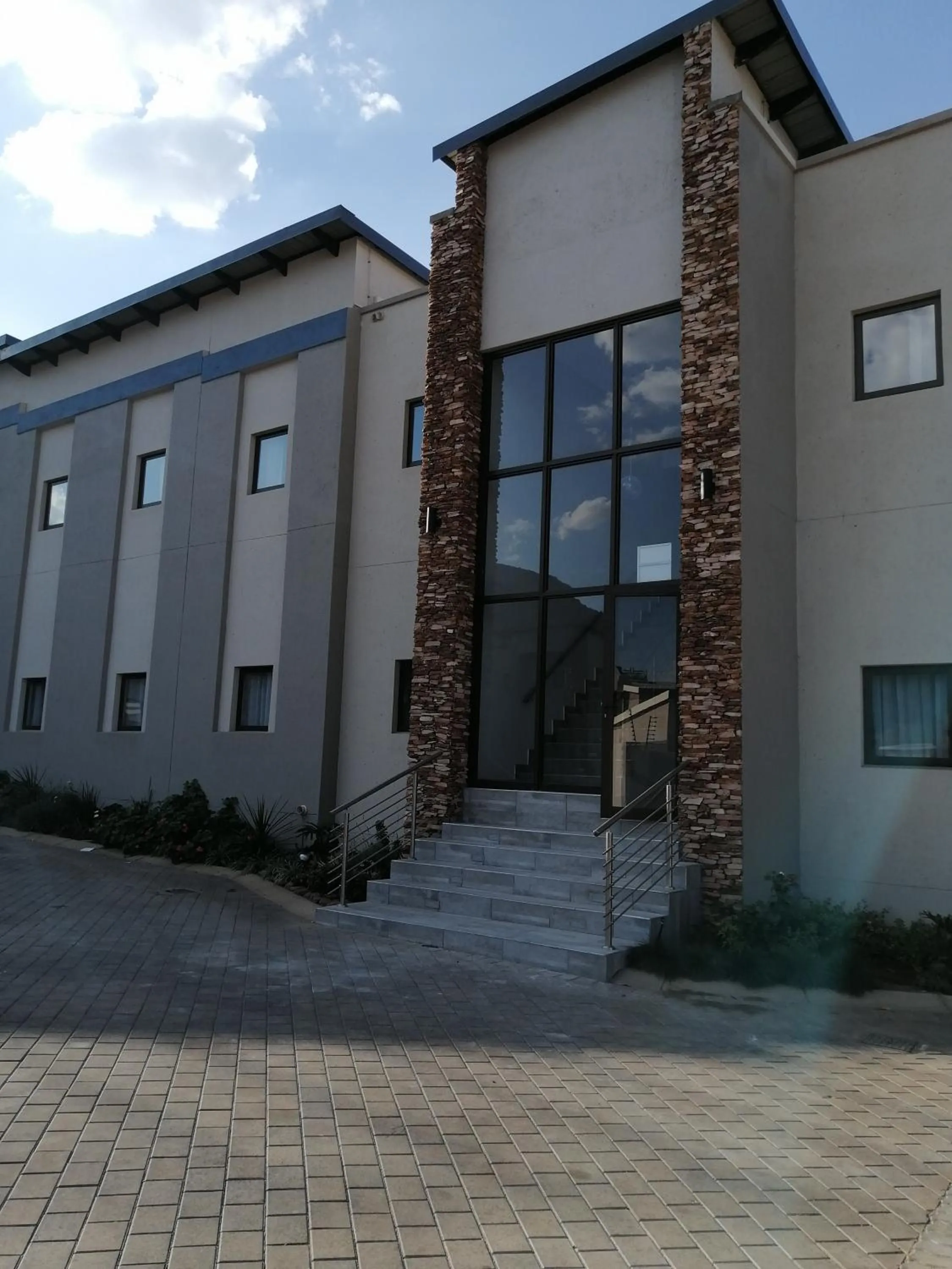 Property building in King's Palace Hotel Rustenburg