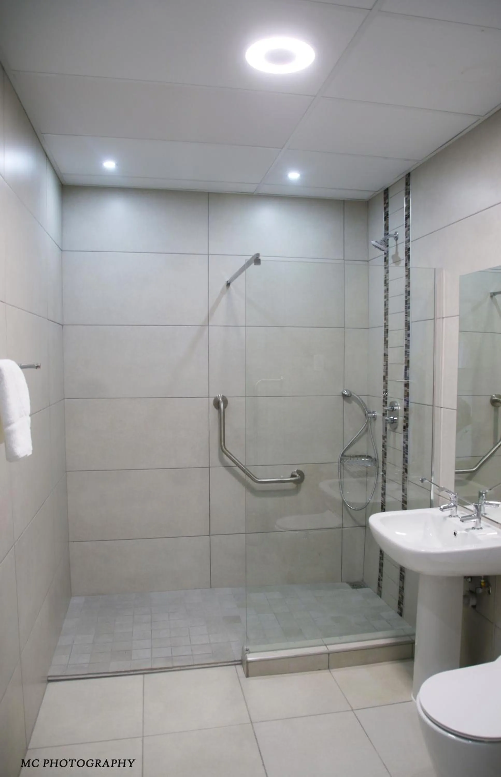 Bathroom in King's Palace Hotel Rustenburg