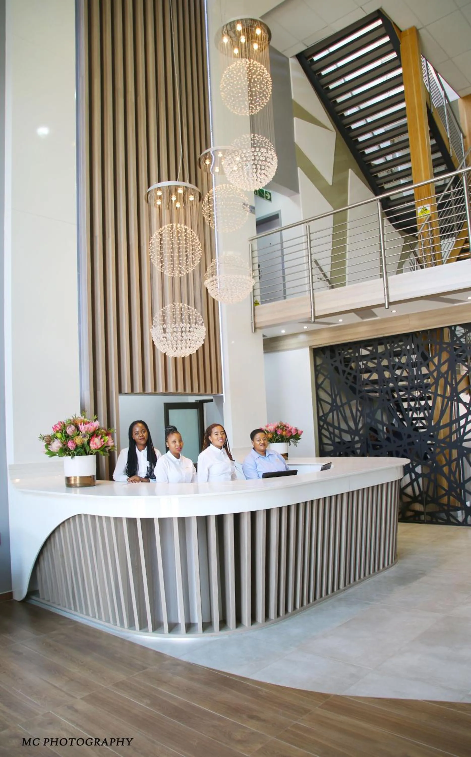 Facade/entrance in King&#x27;s Palace Hotel Rustenburg