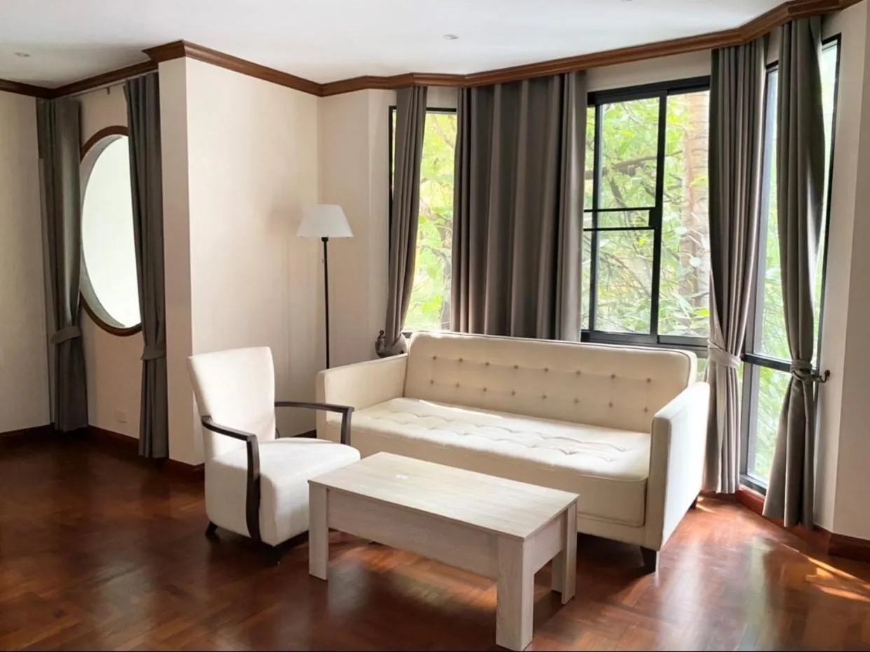 NT Place Sukhumvit Suites