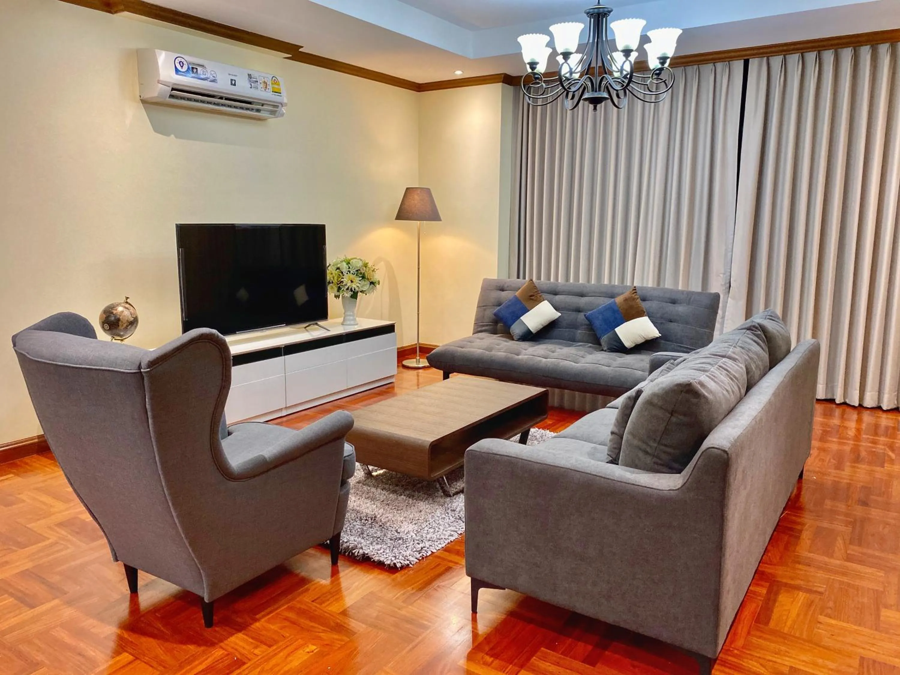 Living room in NT Place Sukhumvit Suites
