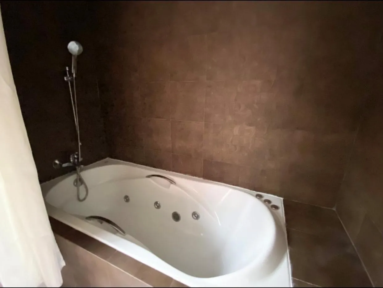 NT Place Sukhumvit Suites