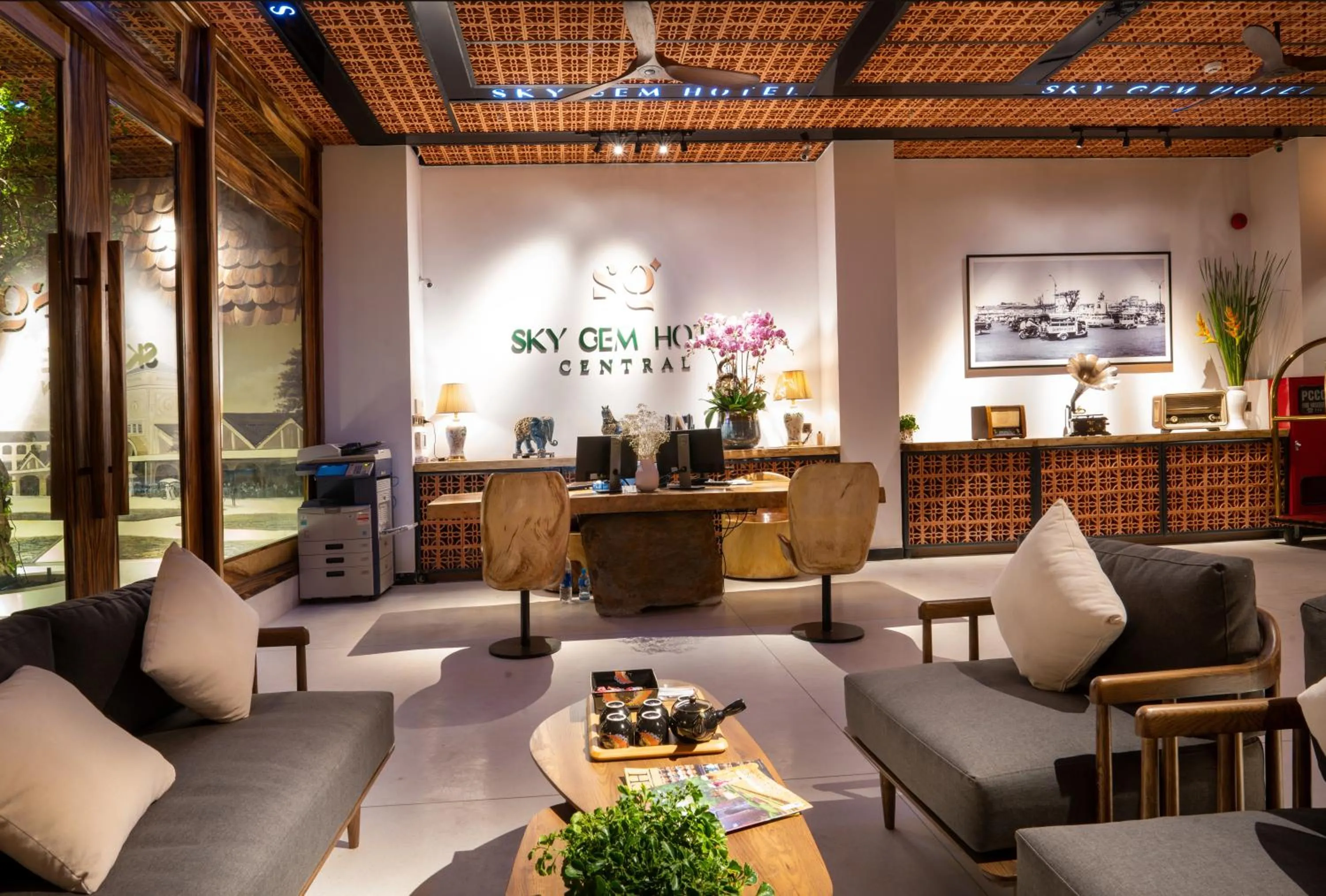 Lobby or reception in Sky Gem Central Hotel