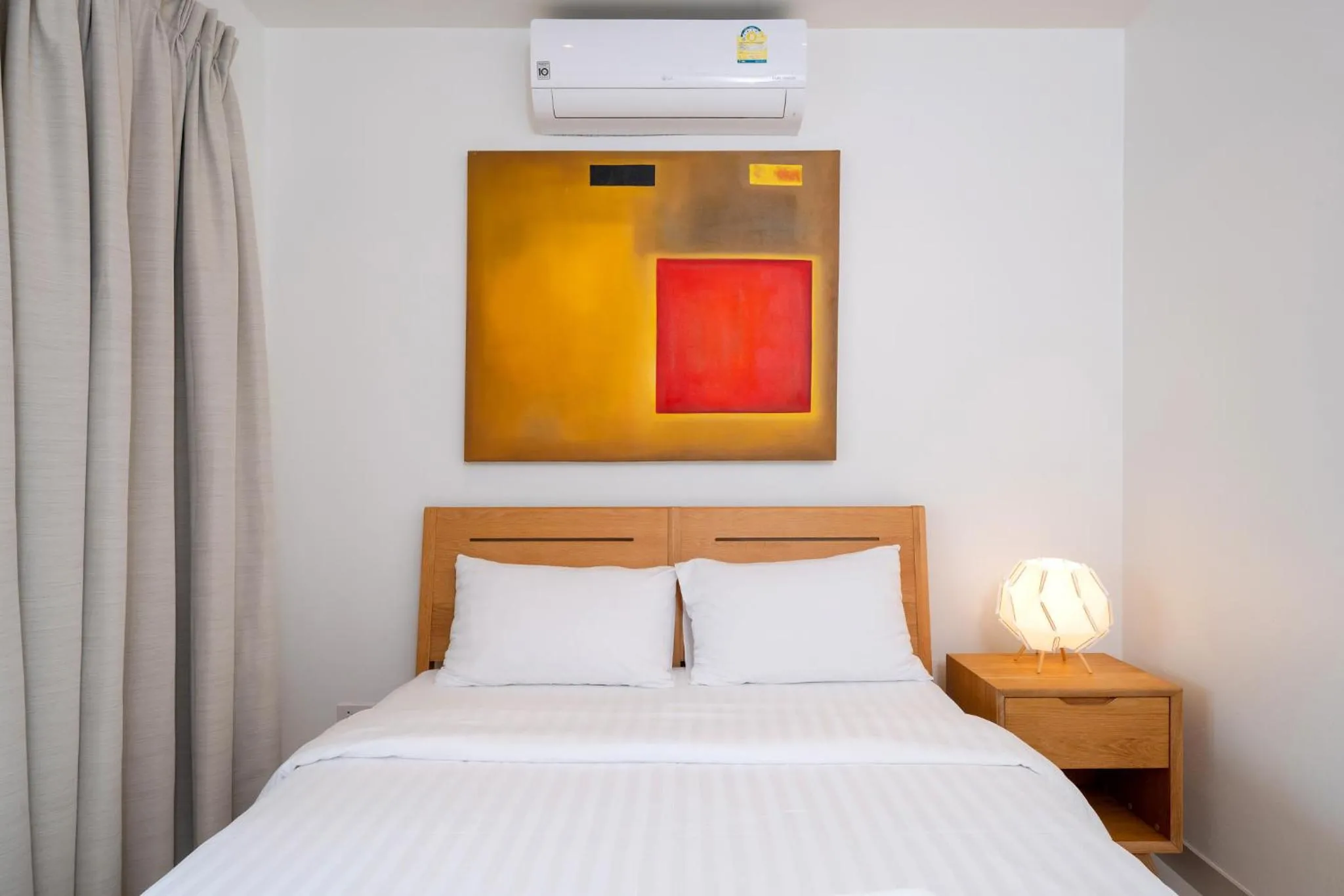 Bedroom, Bed in Orchid Paradise Homes 313