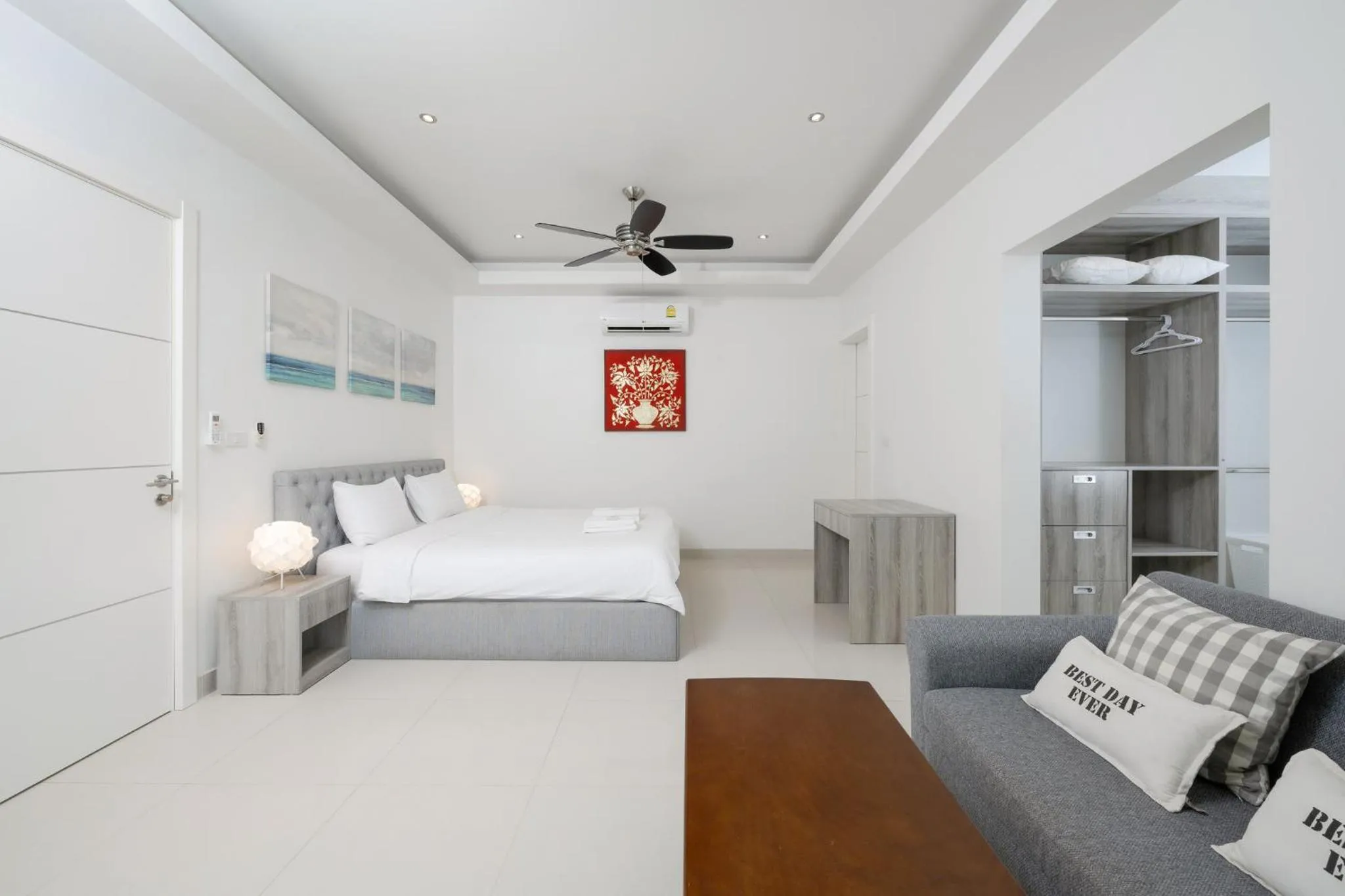 Bedroom, Bed in Orchid Paradise Homes 313