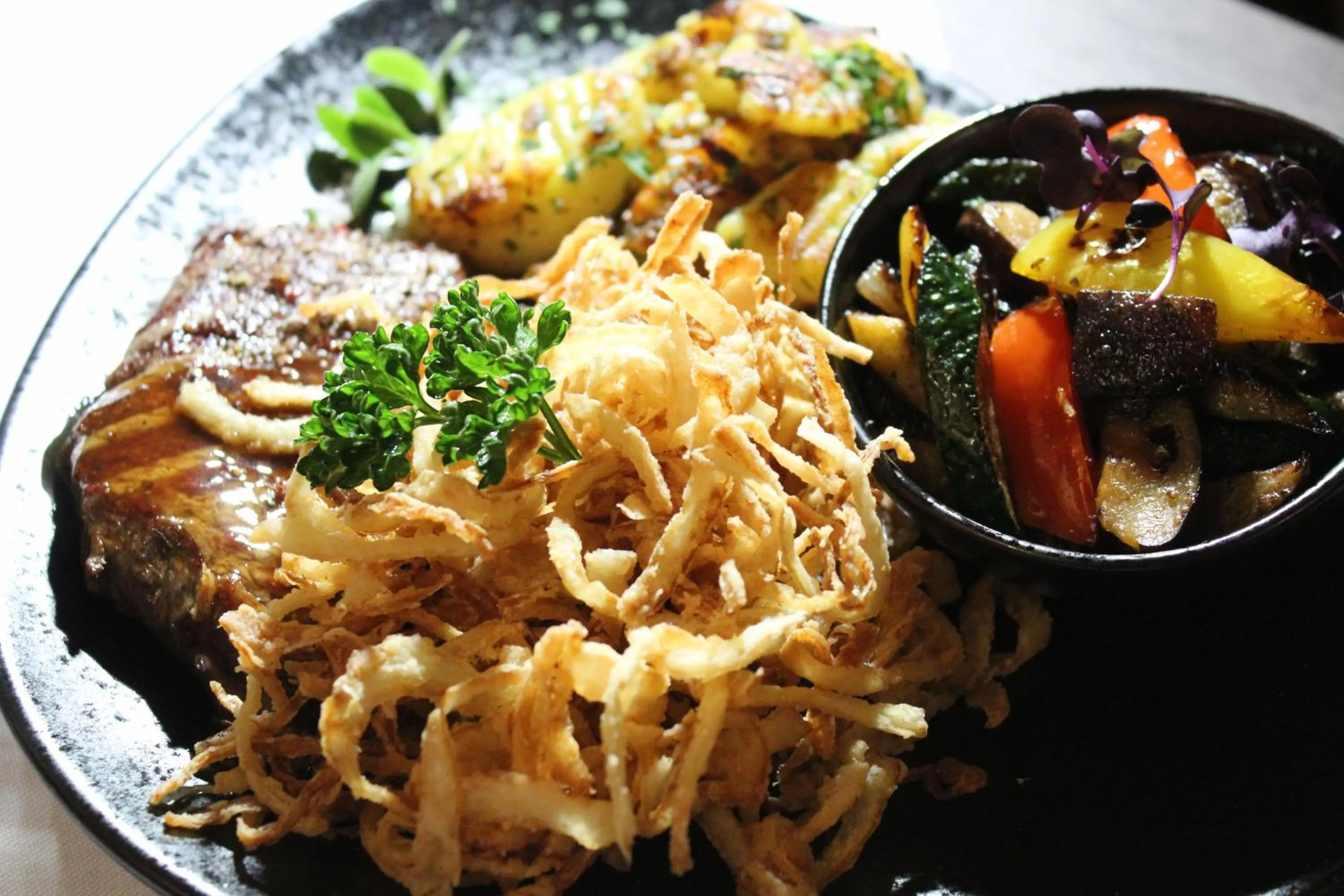 Food and drinks in Landhotel Donaublick