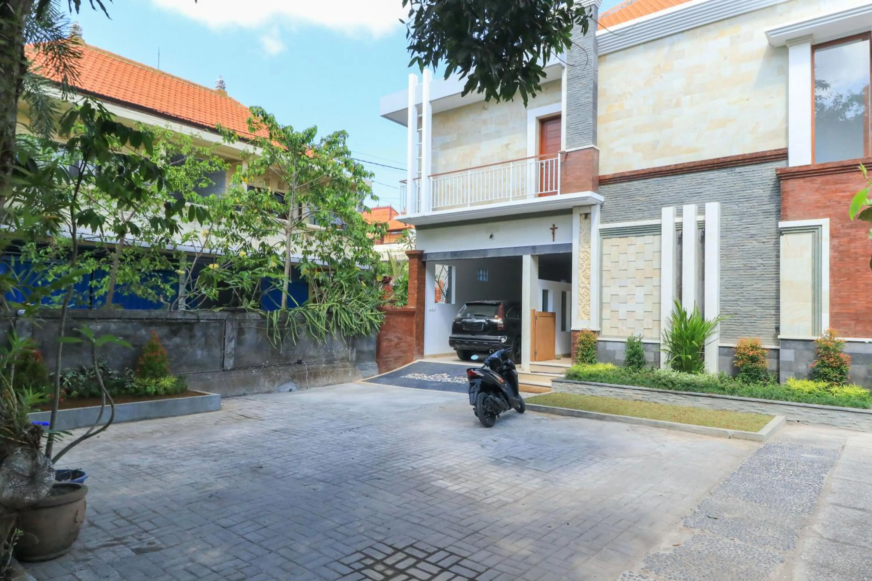 Manu Guest House 2