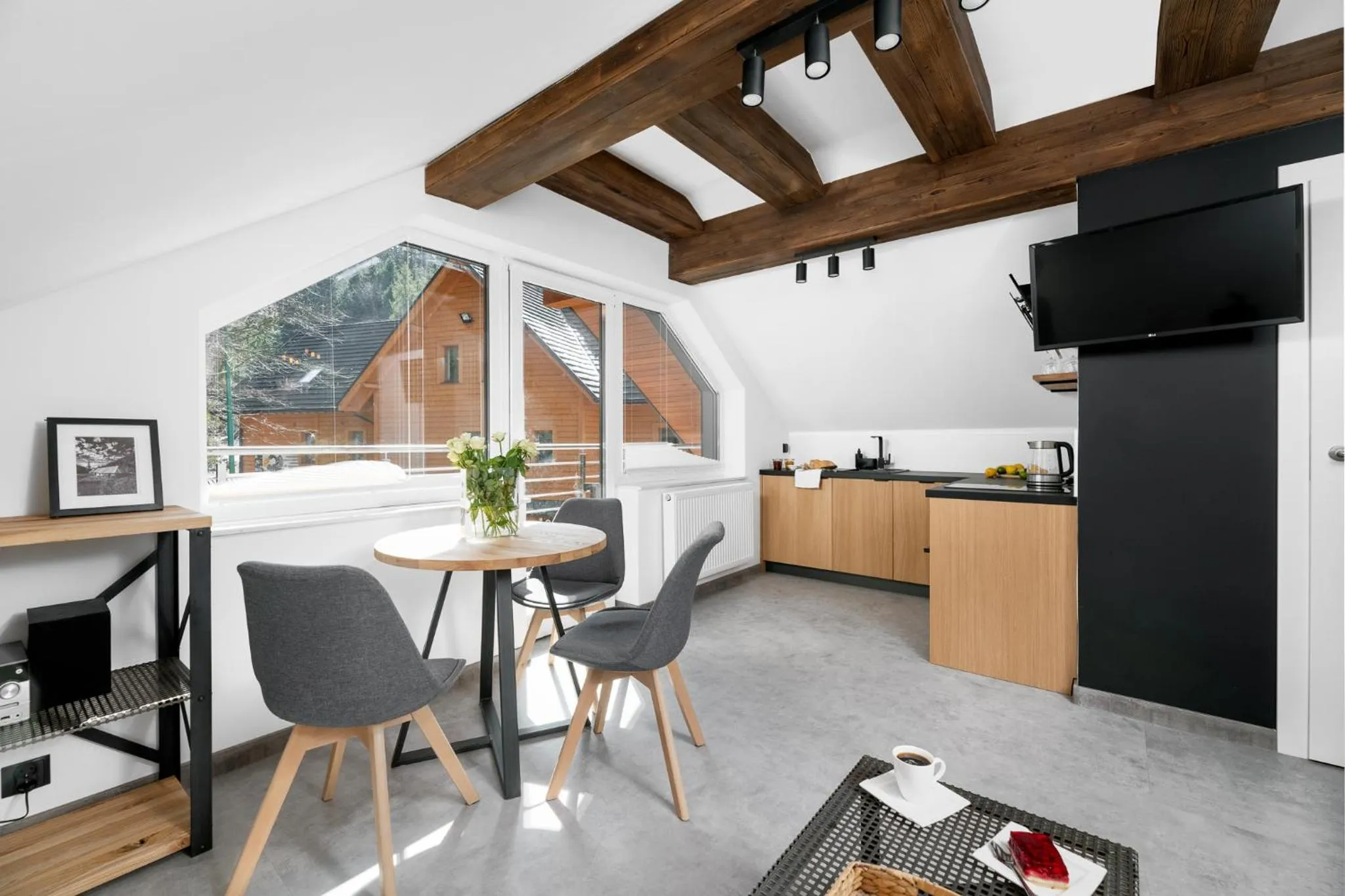 Kitchen or kitchenette in Aparthotel Narciarska 2