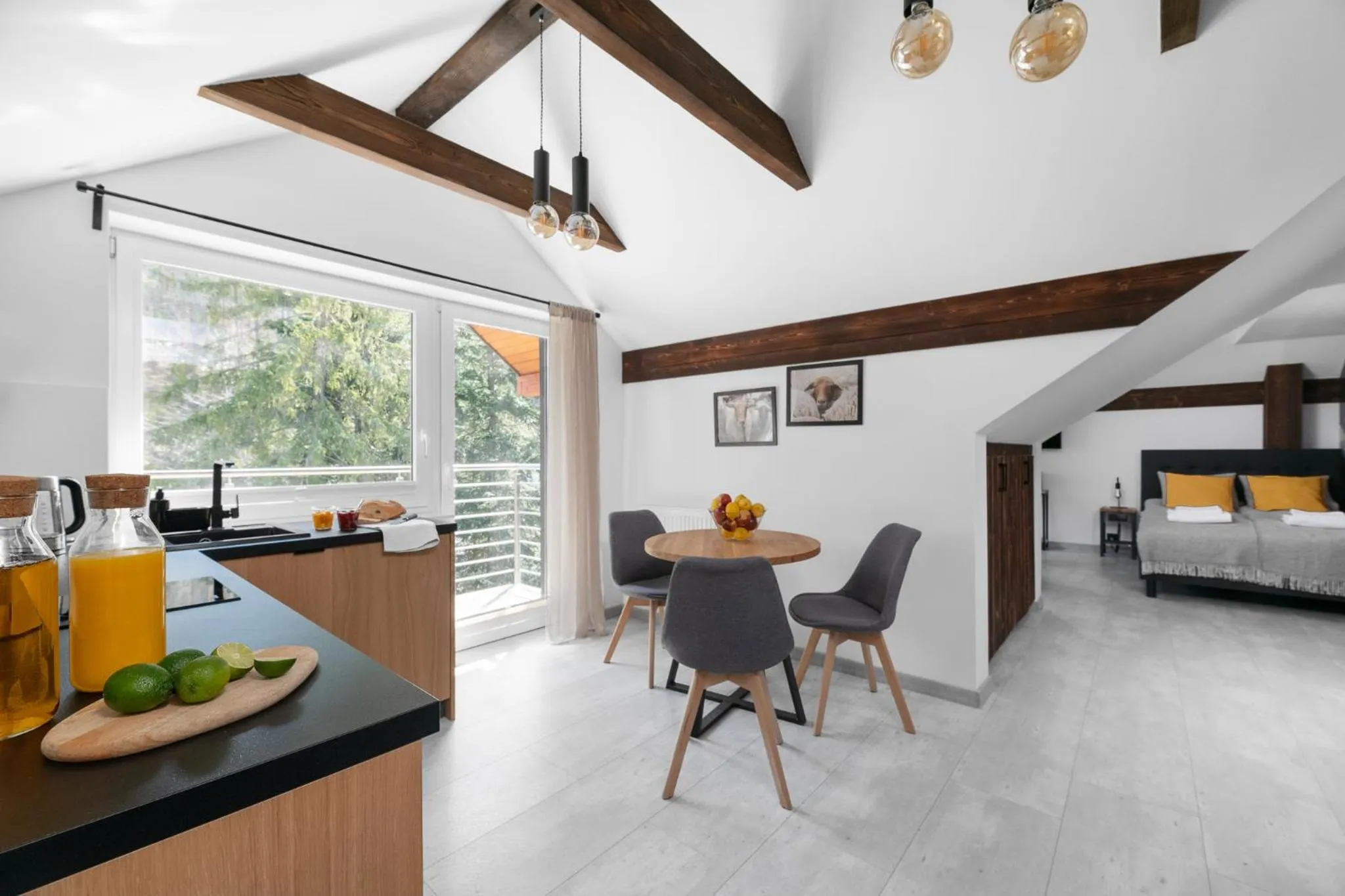 Kitchen or kitchenette in Aparthotel Narciarska 2