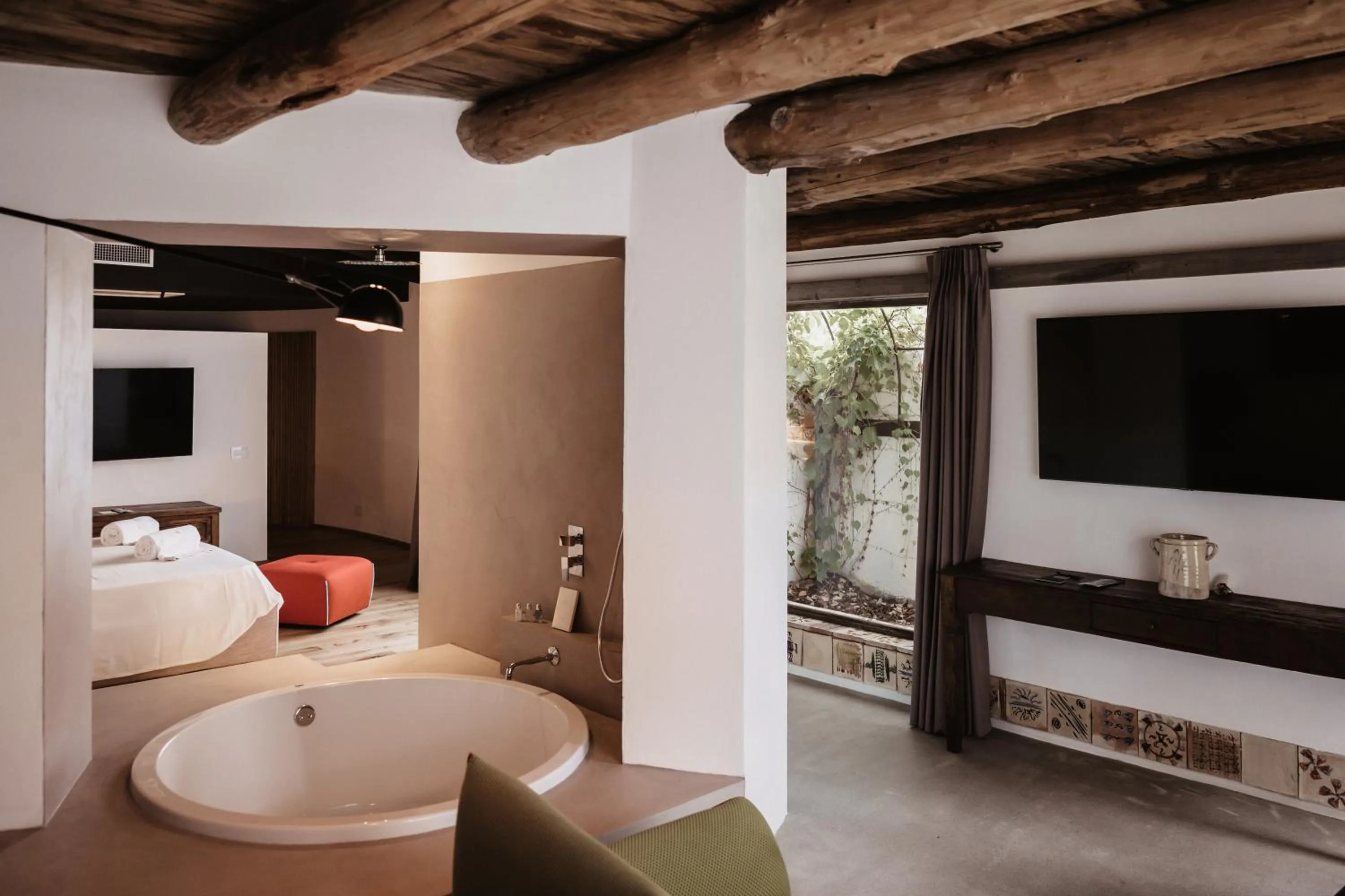 Photo of the whole room in Praia Art Resort - Small Luxury Hotels of the world