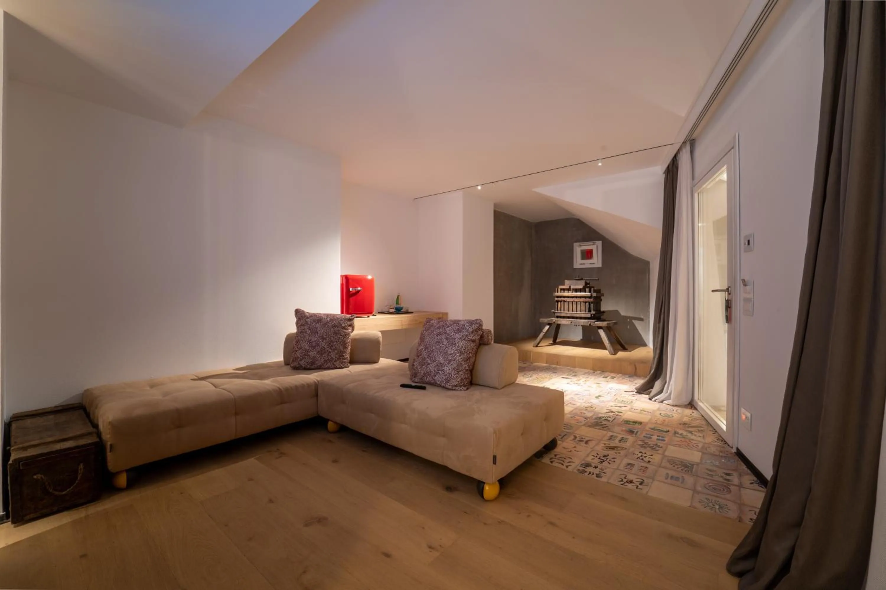 Living room, Bed in Praia Art Resort - Small Luxury Hotels of the world