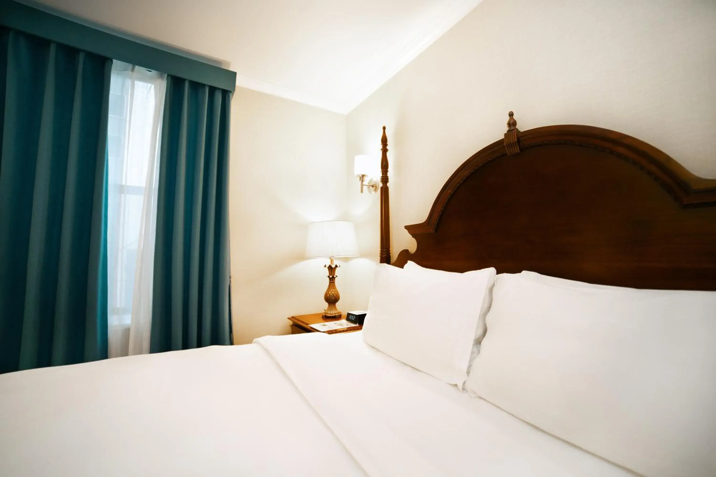 Bed in Hotel Stanford Bed in Hotel Stanford