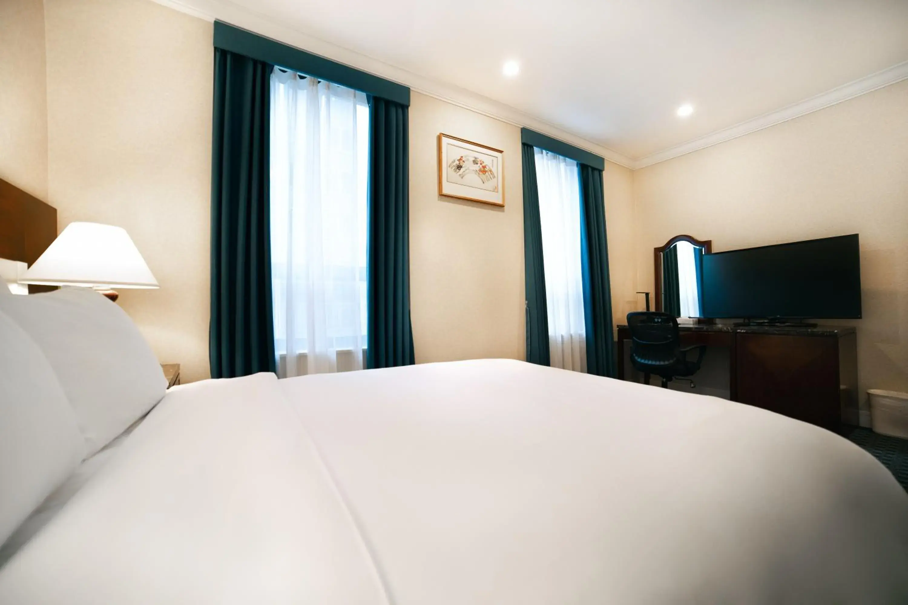 Bed in Hotel Stanford Bed in Hotel Stanford