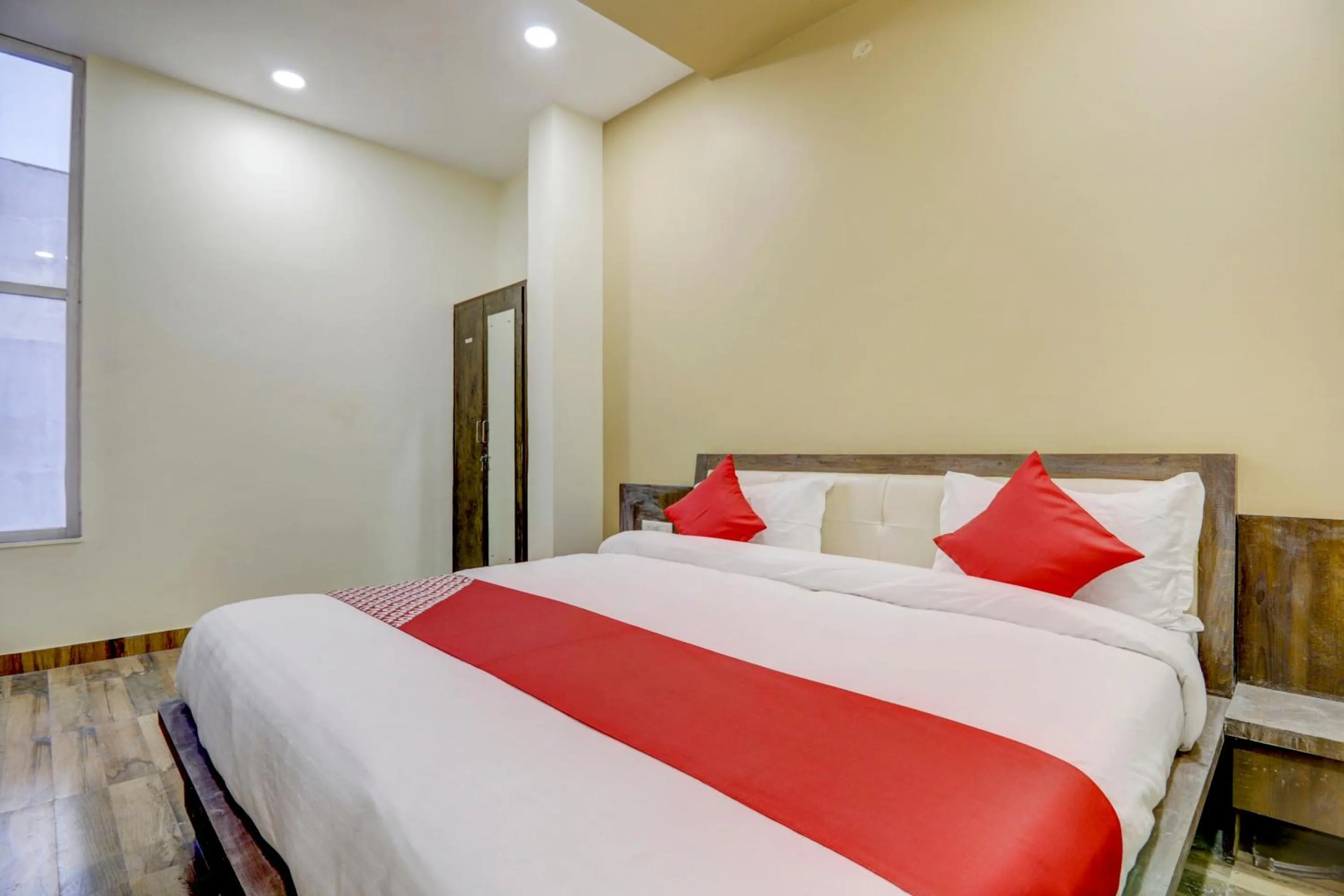 Bedroom, Bed in Hotel O Gd Palace