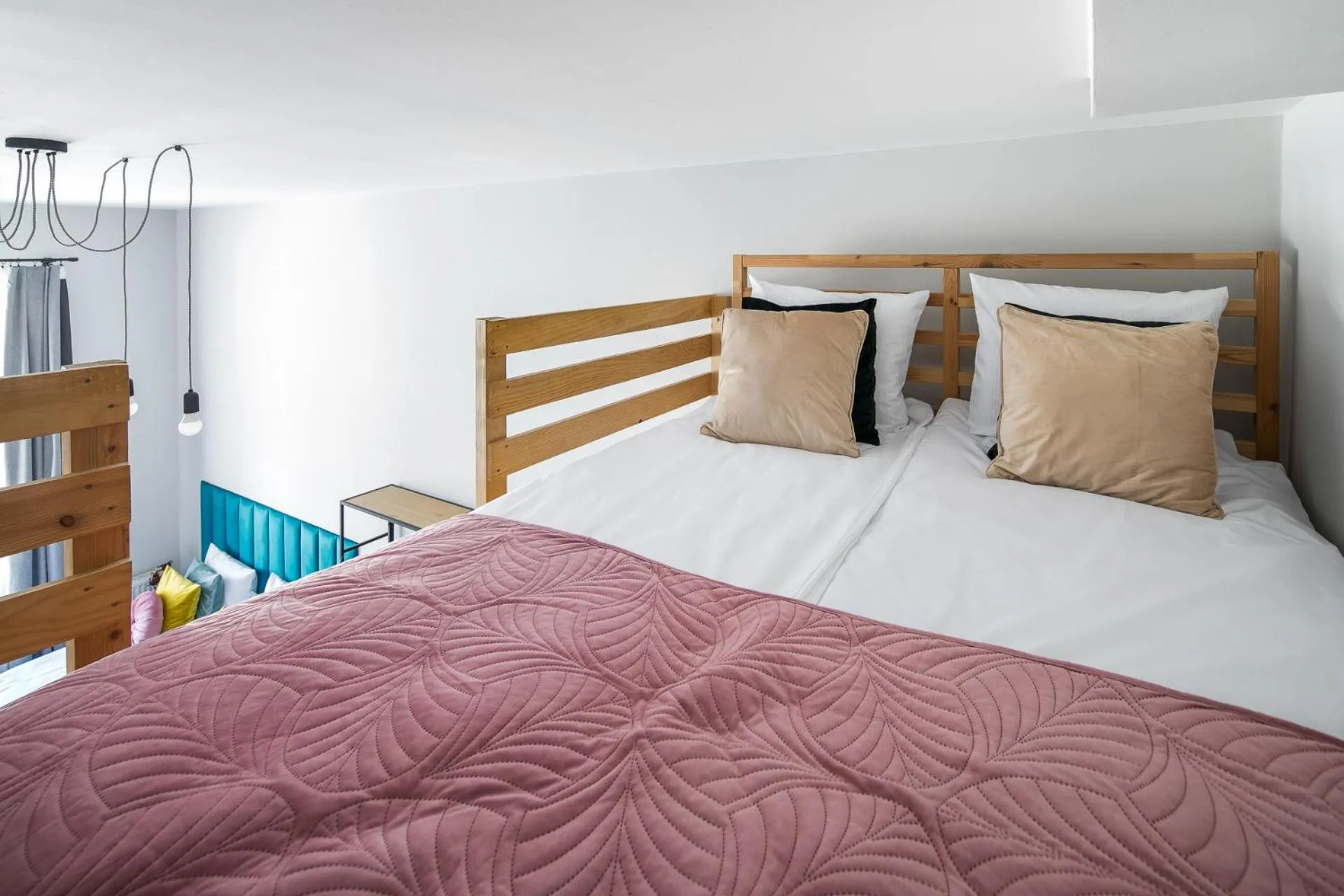 Bed in Horizon Park Aparthotel