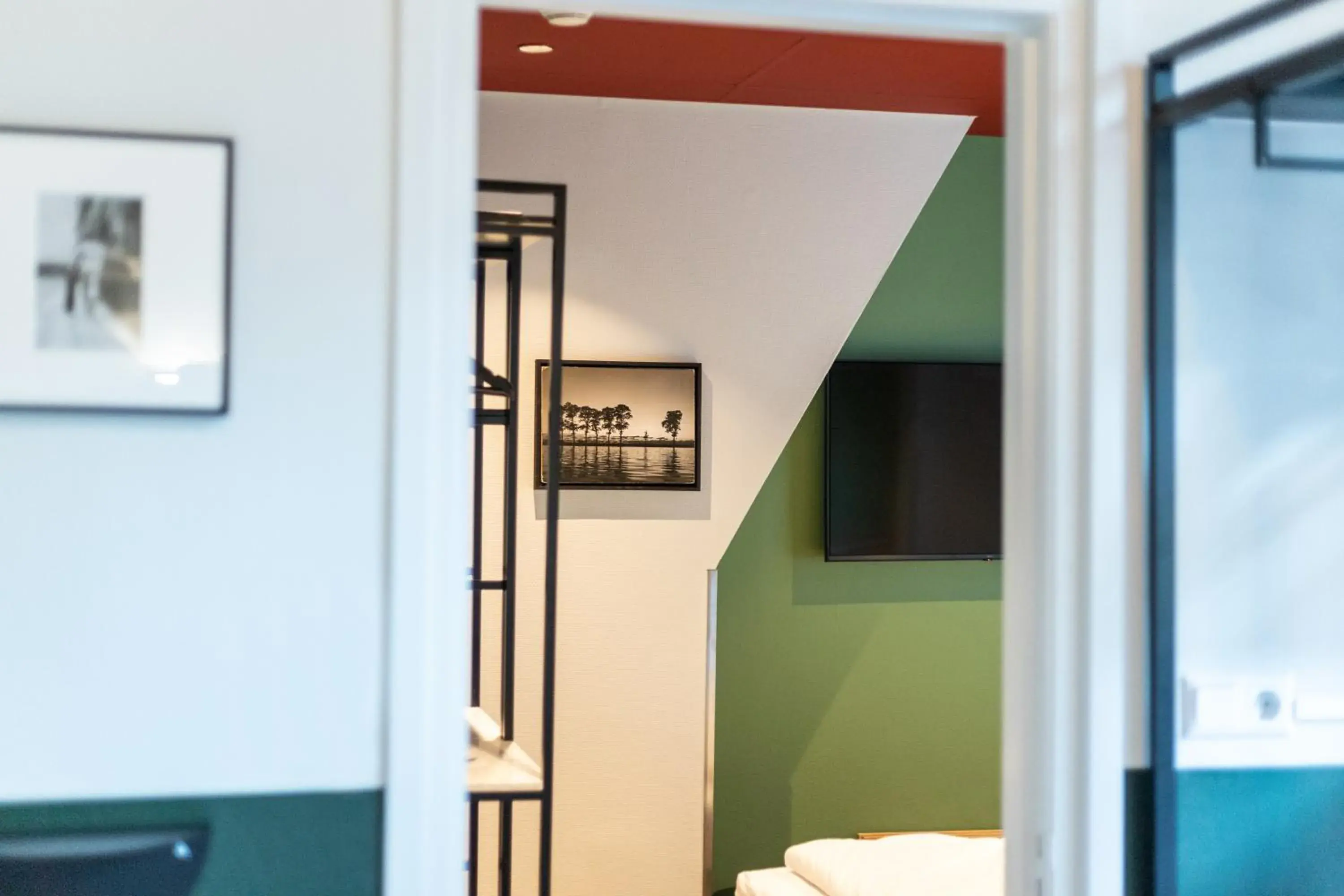 Five Person Room in Weber Hotel 117 Five Person Room in Weber Hotel 117