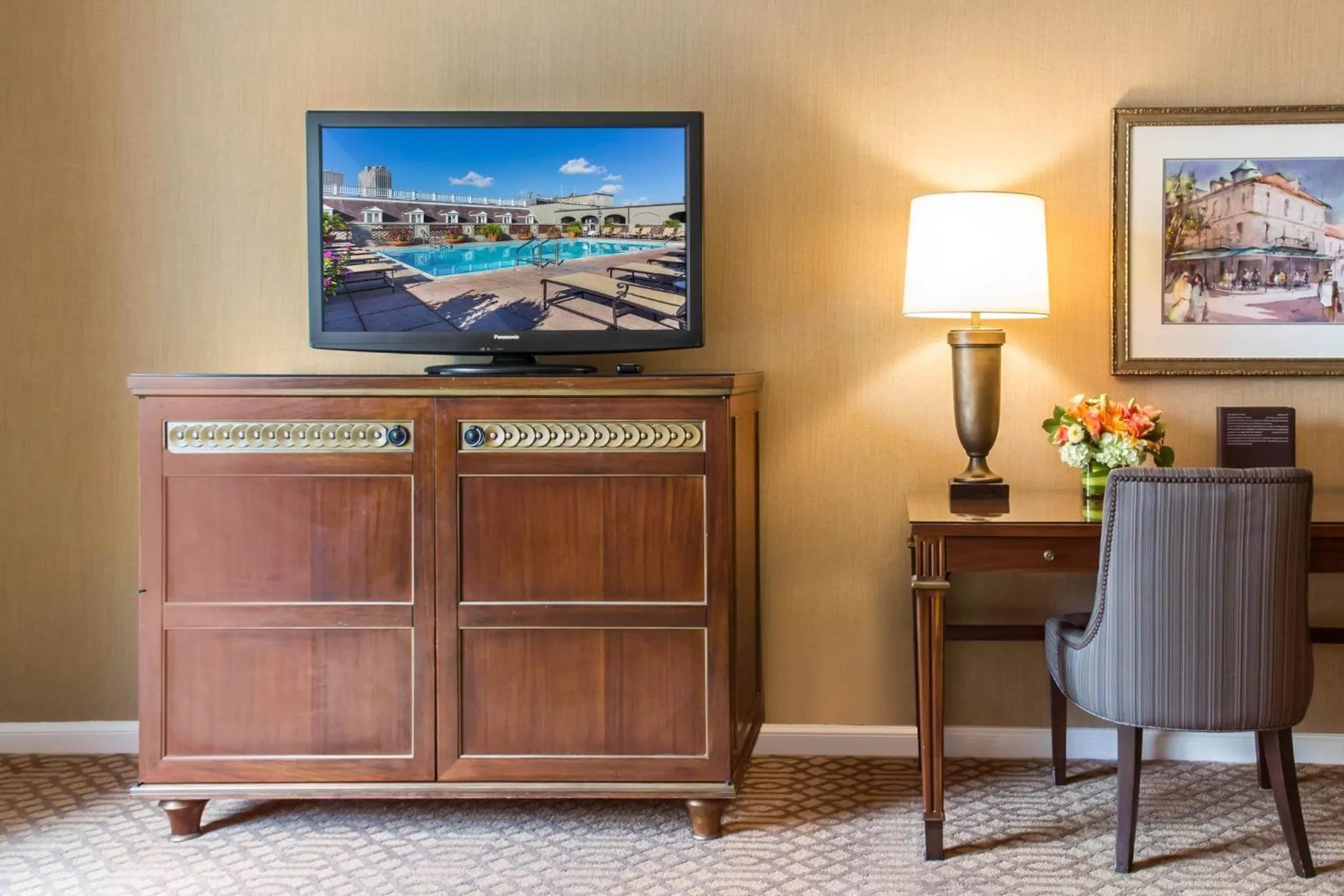 Photo of the whole room in Omni Royal Orleans Hotel