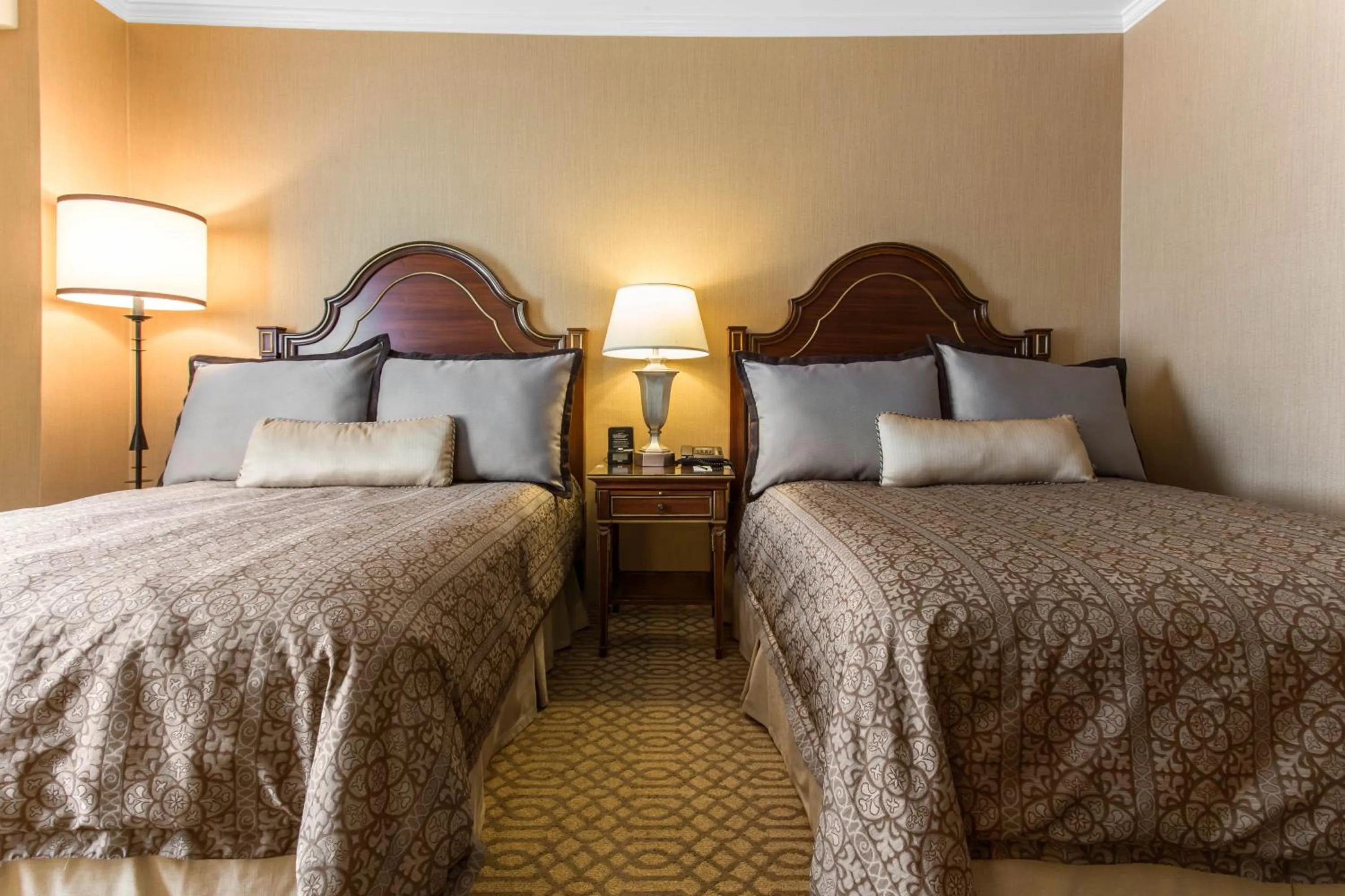 Photo of the whole room, Bed in Omni Royal Orleans Hotel