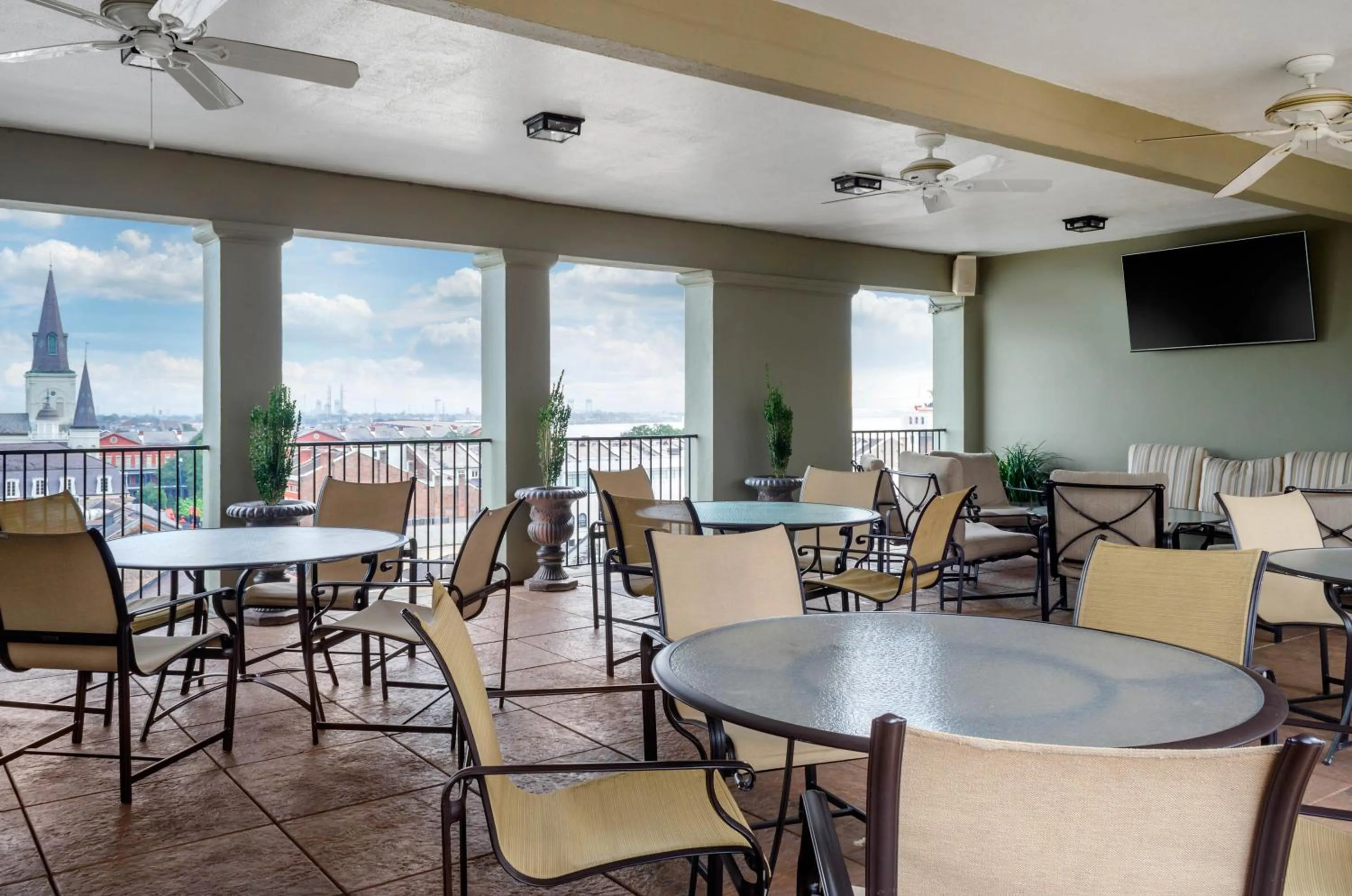 Lounge or bar in Omni Royal Orleans Hotel