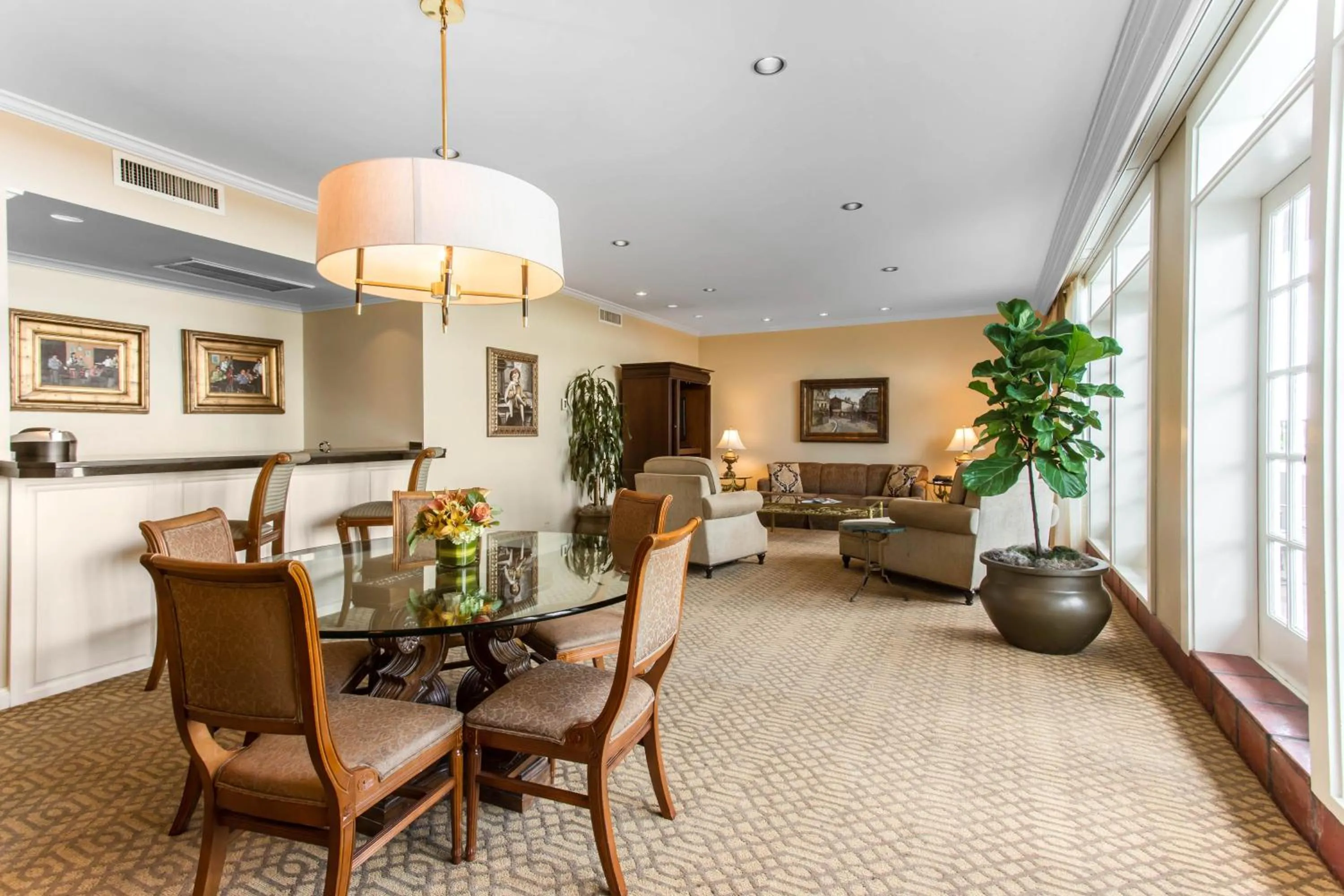 Photo of the whole room in Omni Royal Orleans Hotel