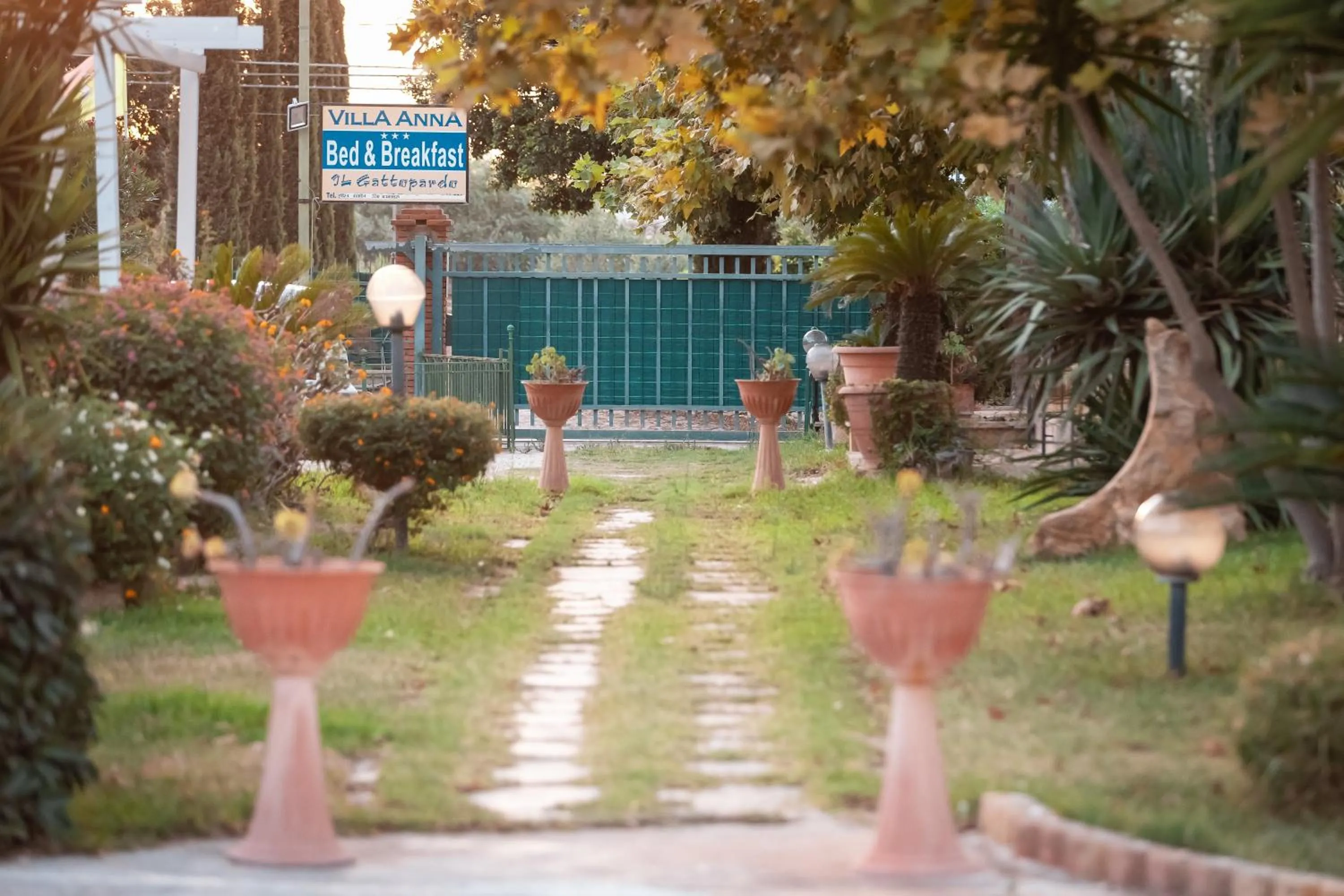 Garden view in B&B Villa Anna