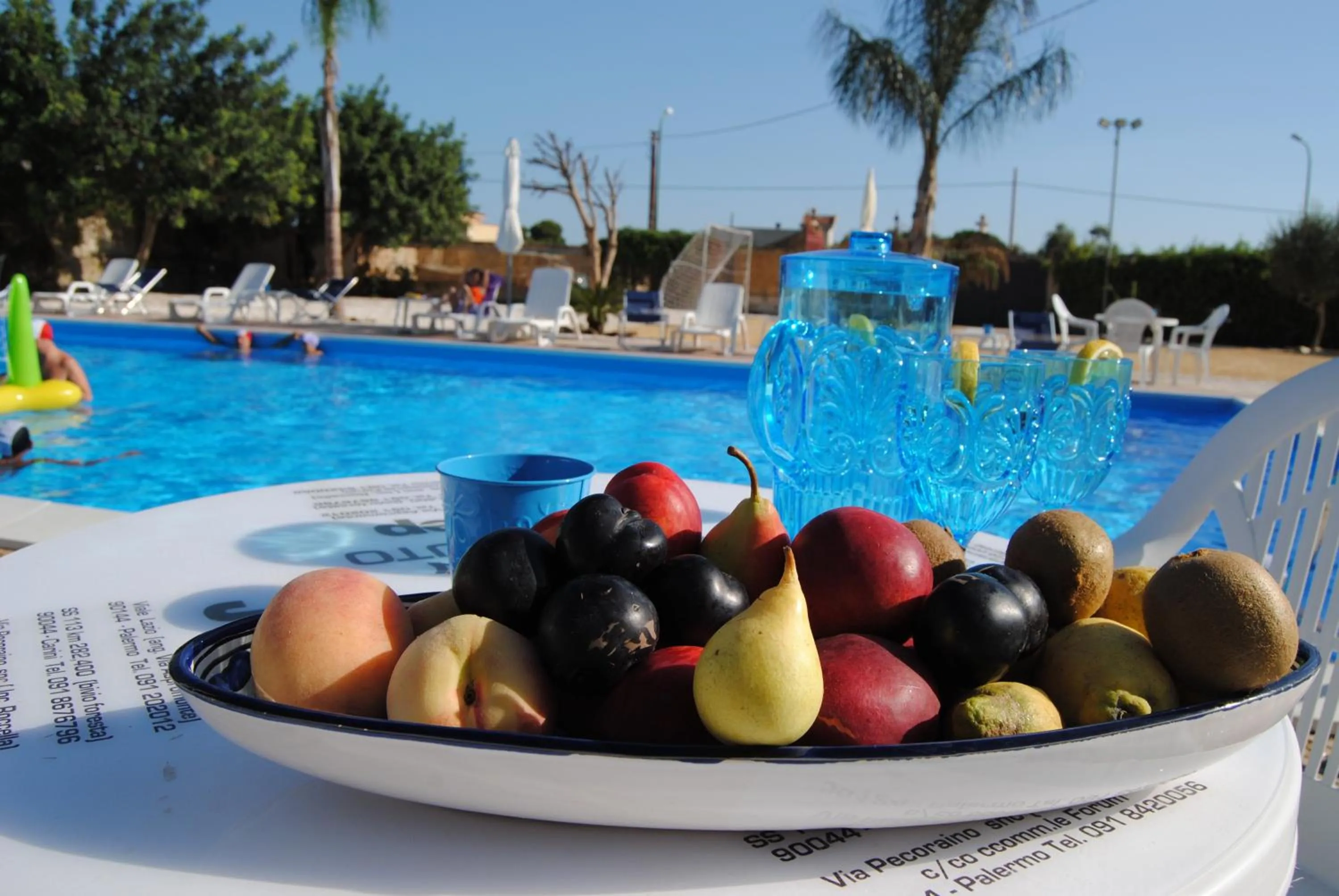 Swimming pool in B&B Villa Anna