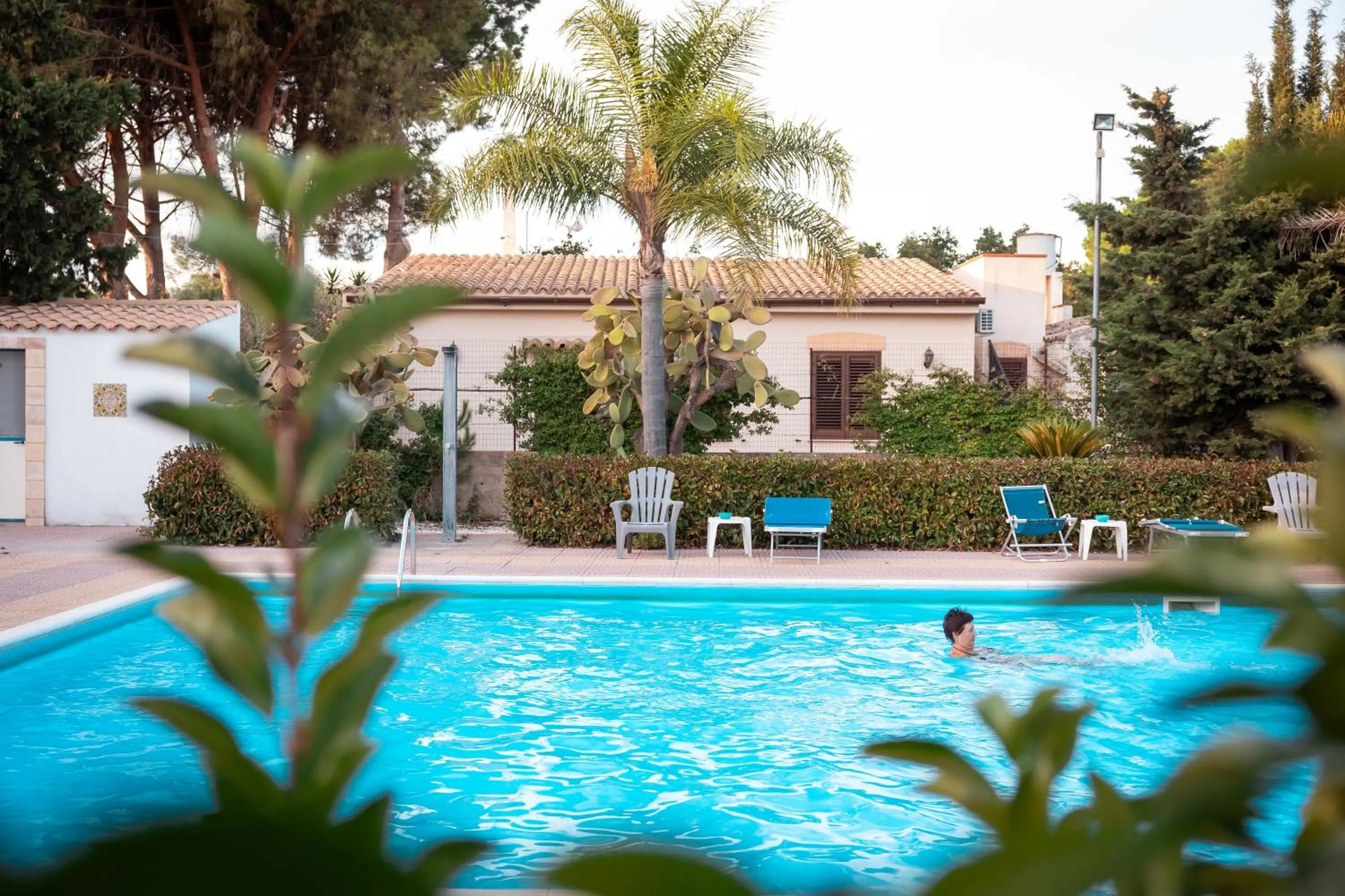 Swimming pool in B&B Villa Anna