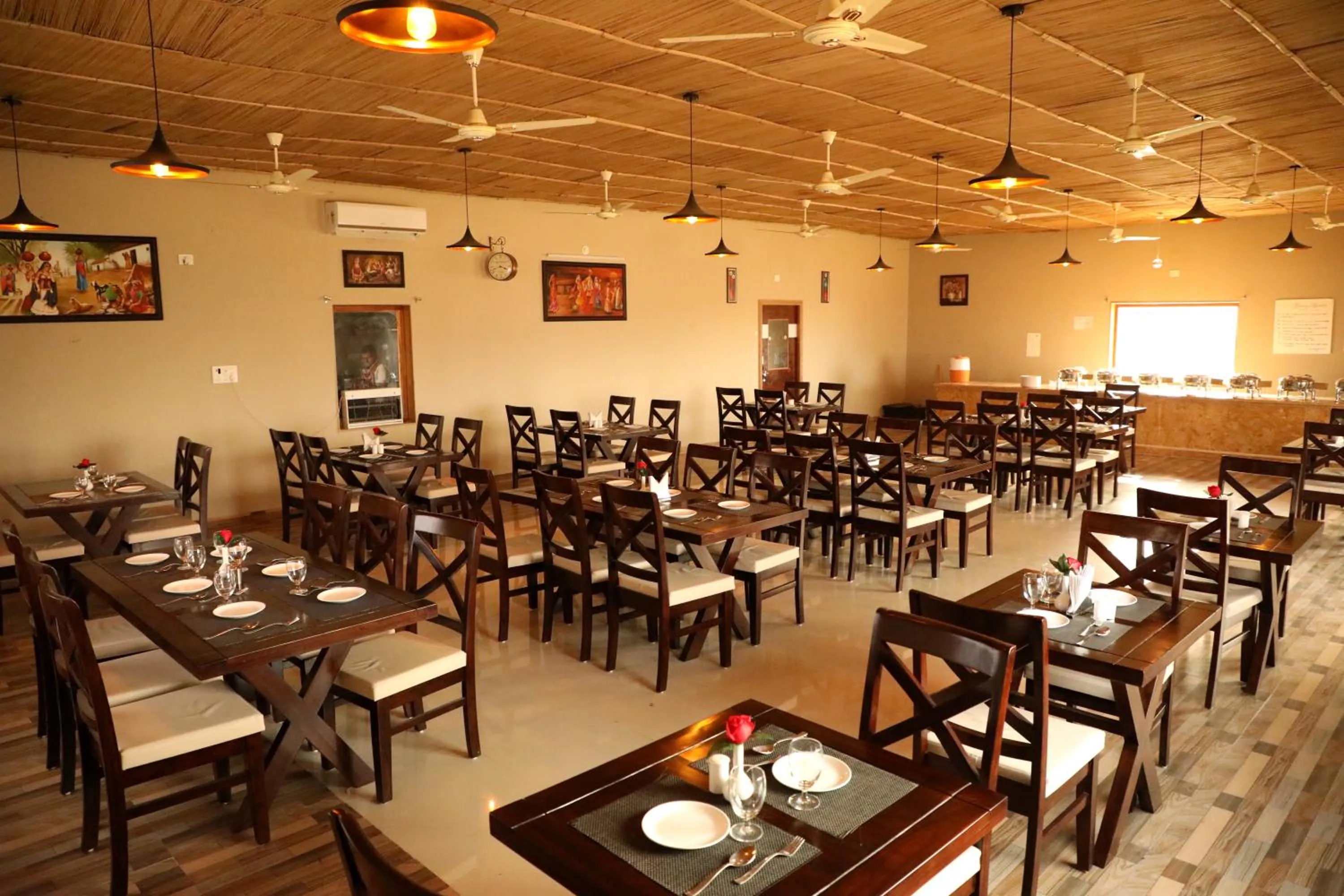 Restaurant/places to eat in Bhavya Resort - Luxury Boutique Desert Camp