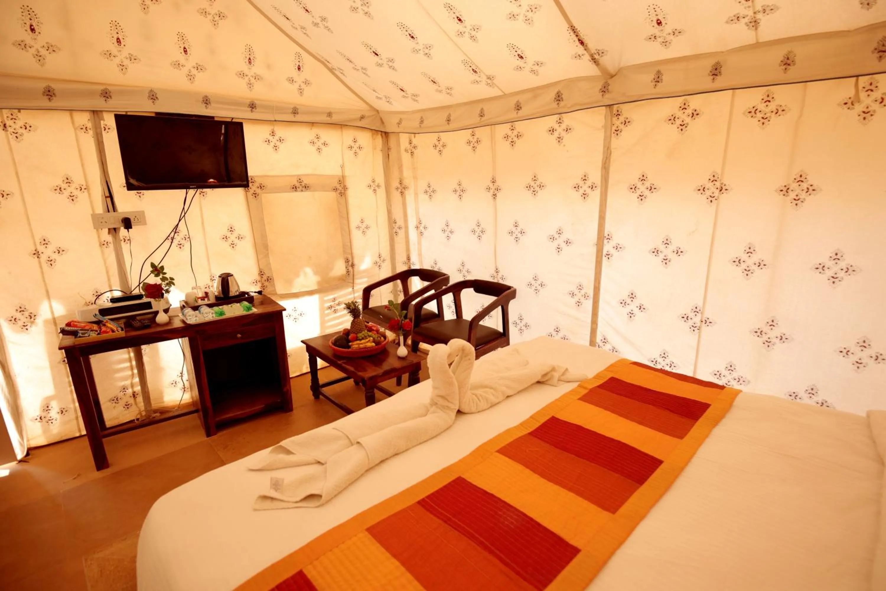 TV and multimedia, Bed in Bhavya Resort - Luxury Boutique Desert Camp