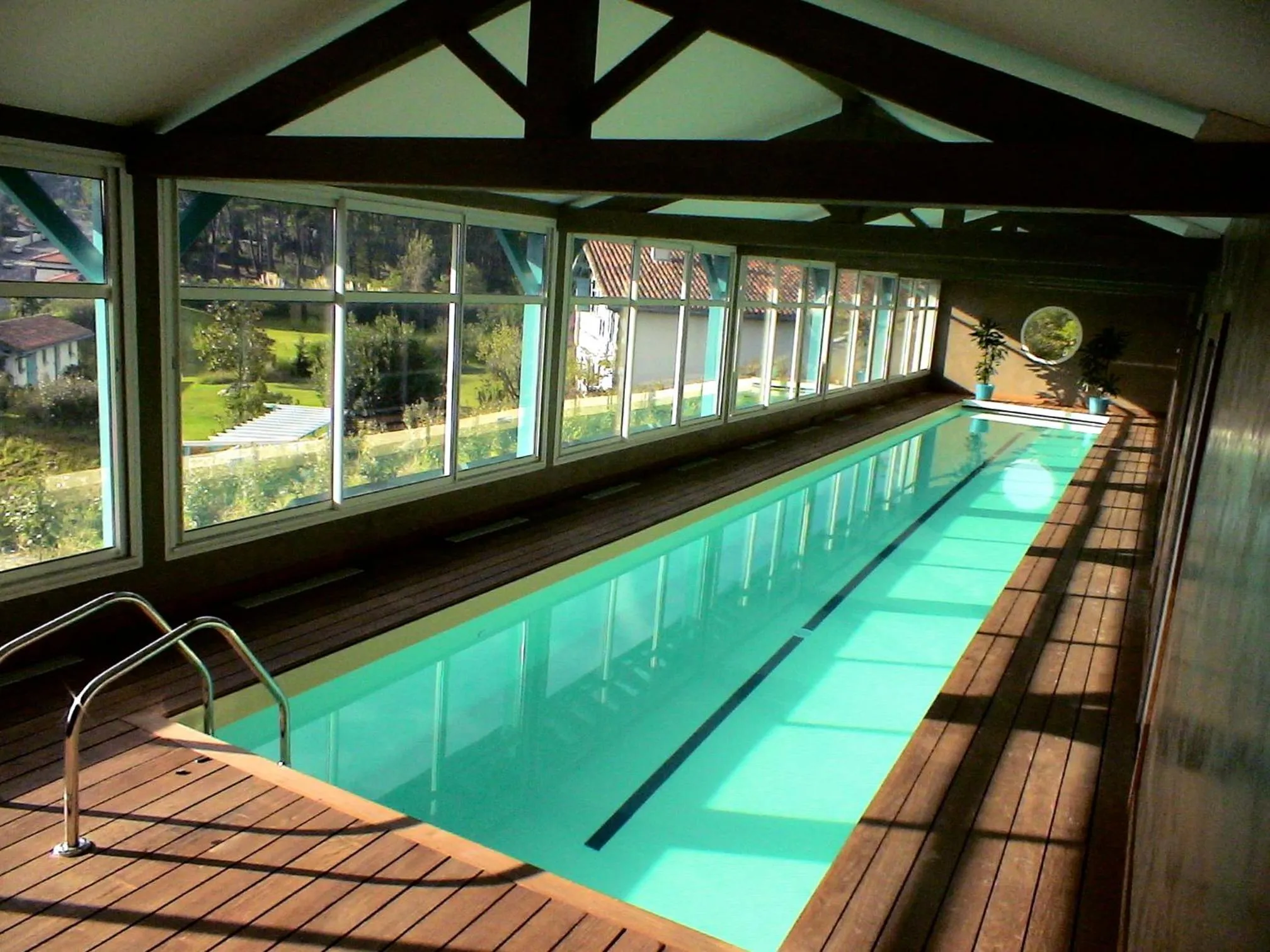 Swimming pool in Irigoian