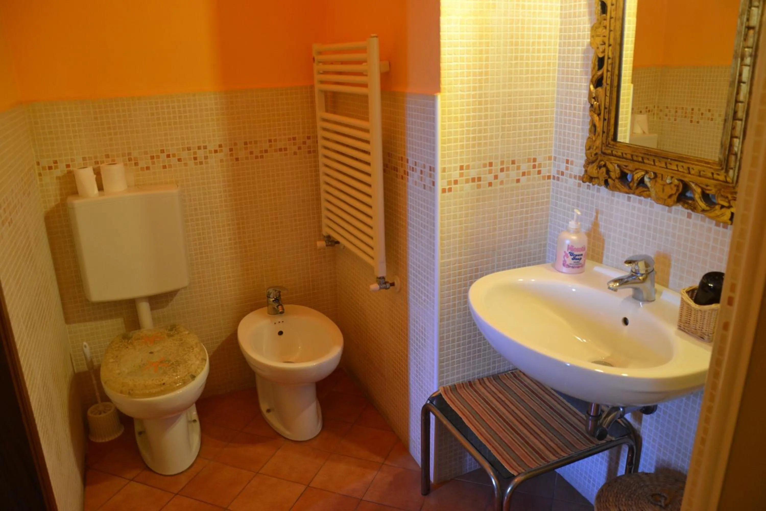 Bathroom in B&B Al Mare Di Greis