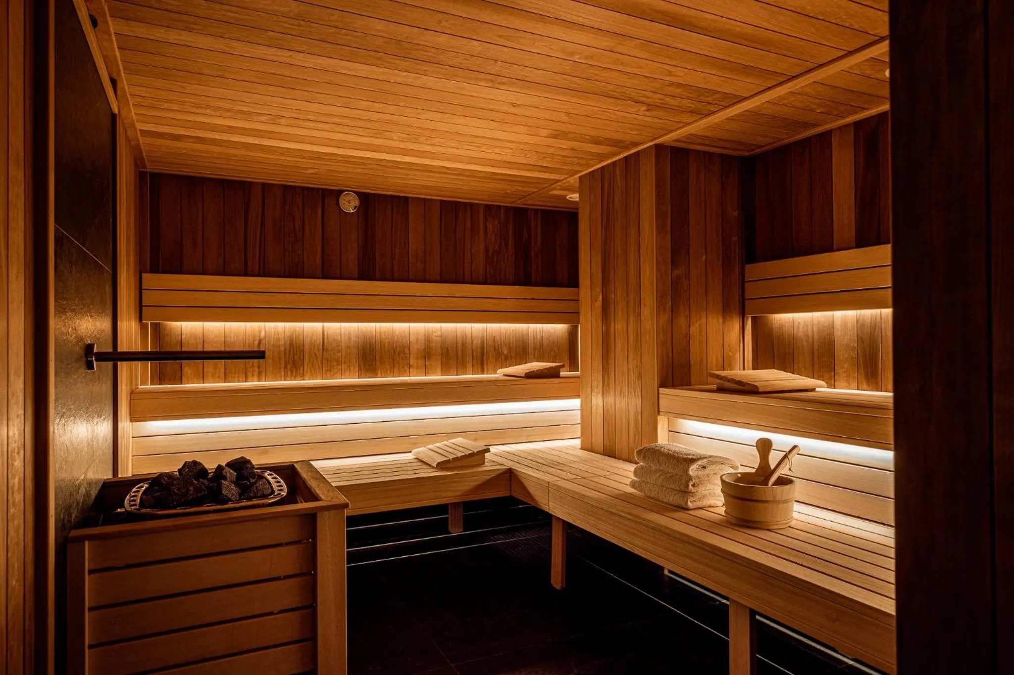 Sauna in Platinum Apartments