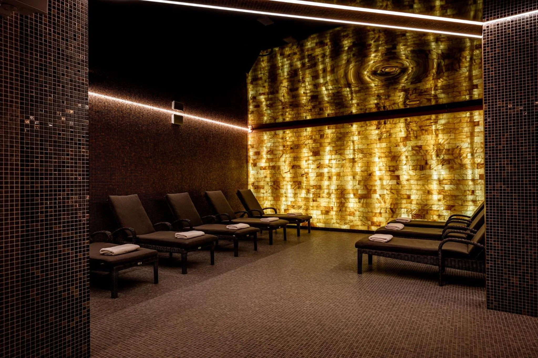 Sauna in Platinum Apartments