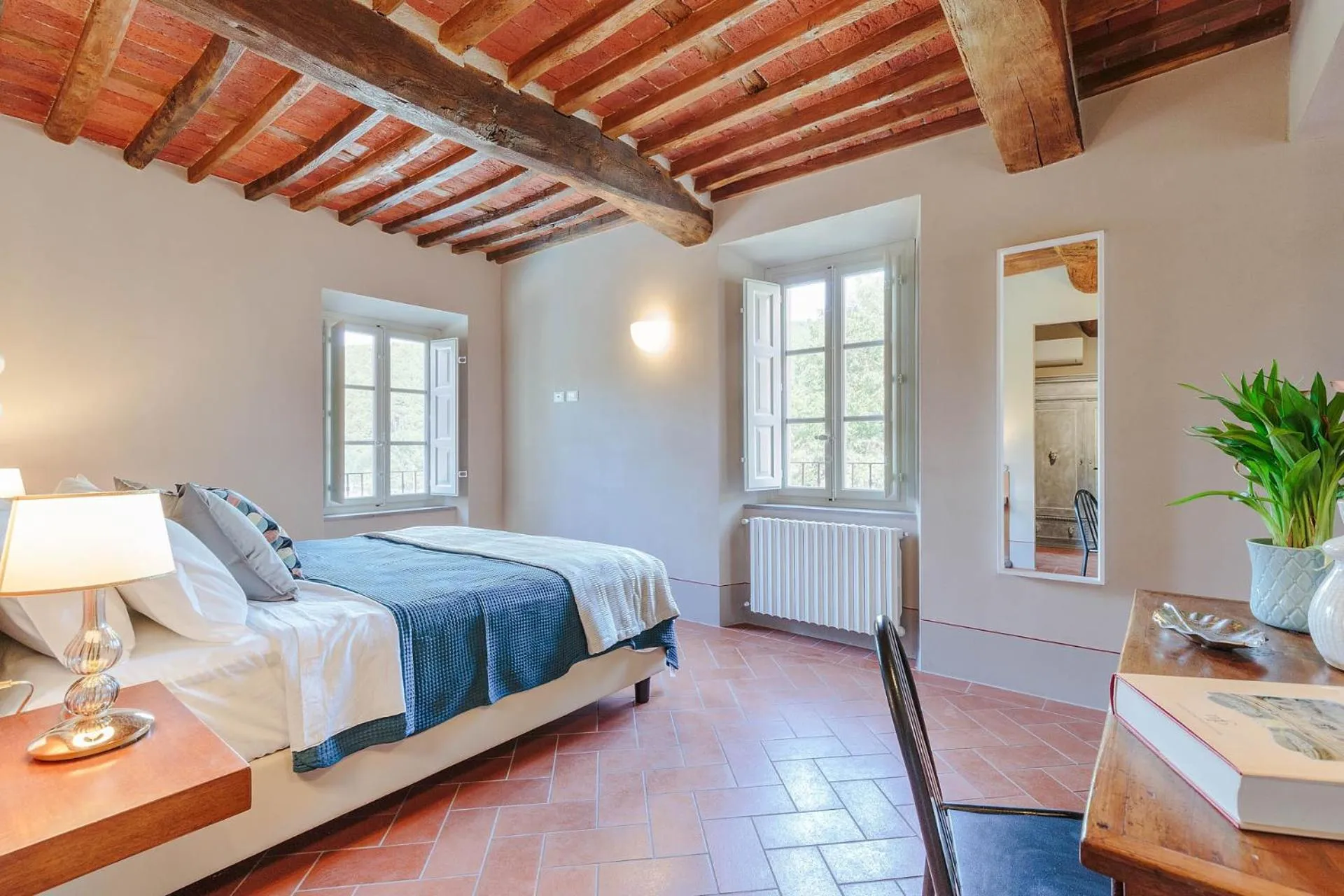 Bed in Antica Pergola di San Giusto