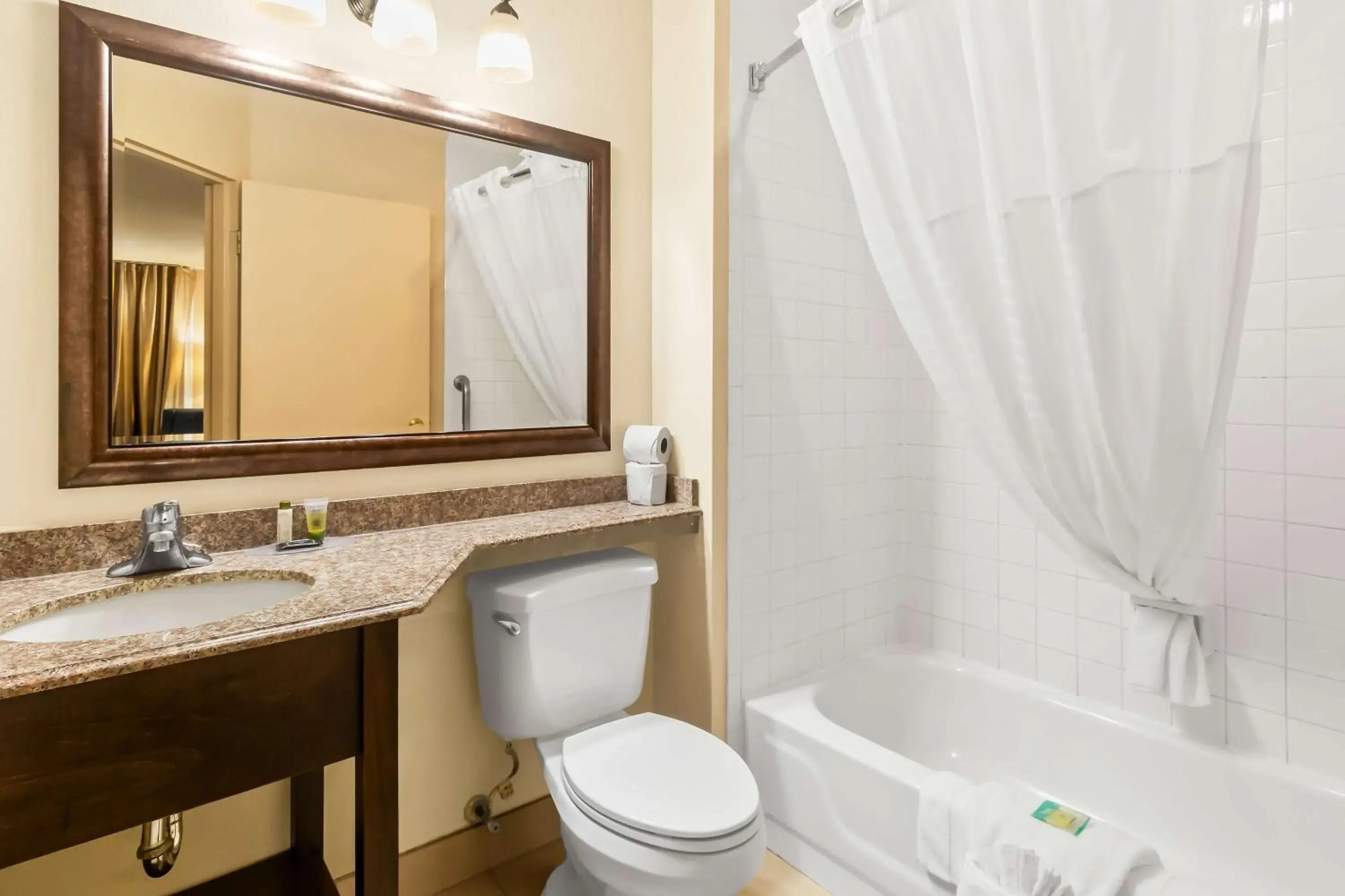 Bathroom in Sonesta Essential NW Houston Bathroom in Sonesta Essential NW Houston