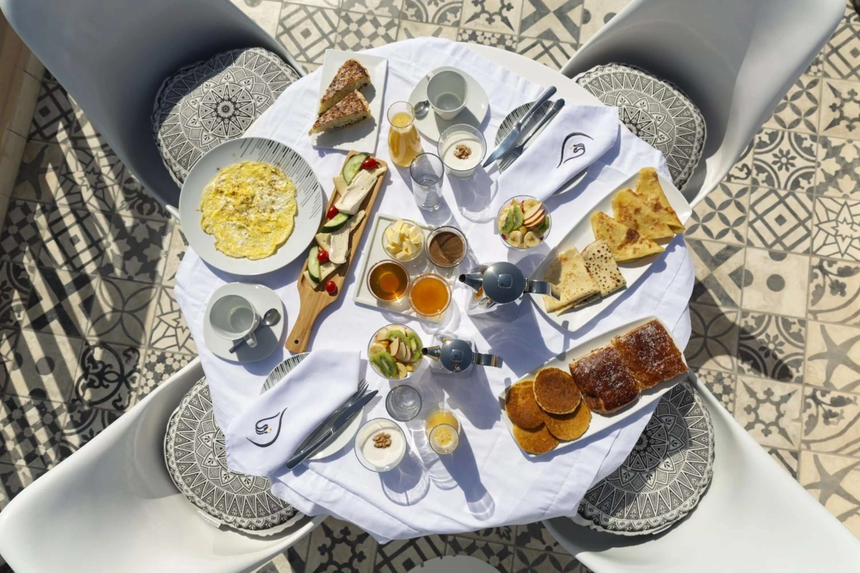 Breakfast in Suite Azur Hotel