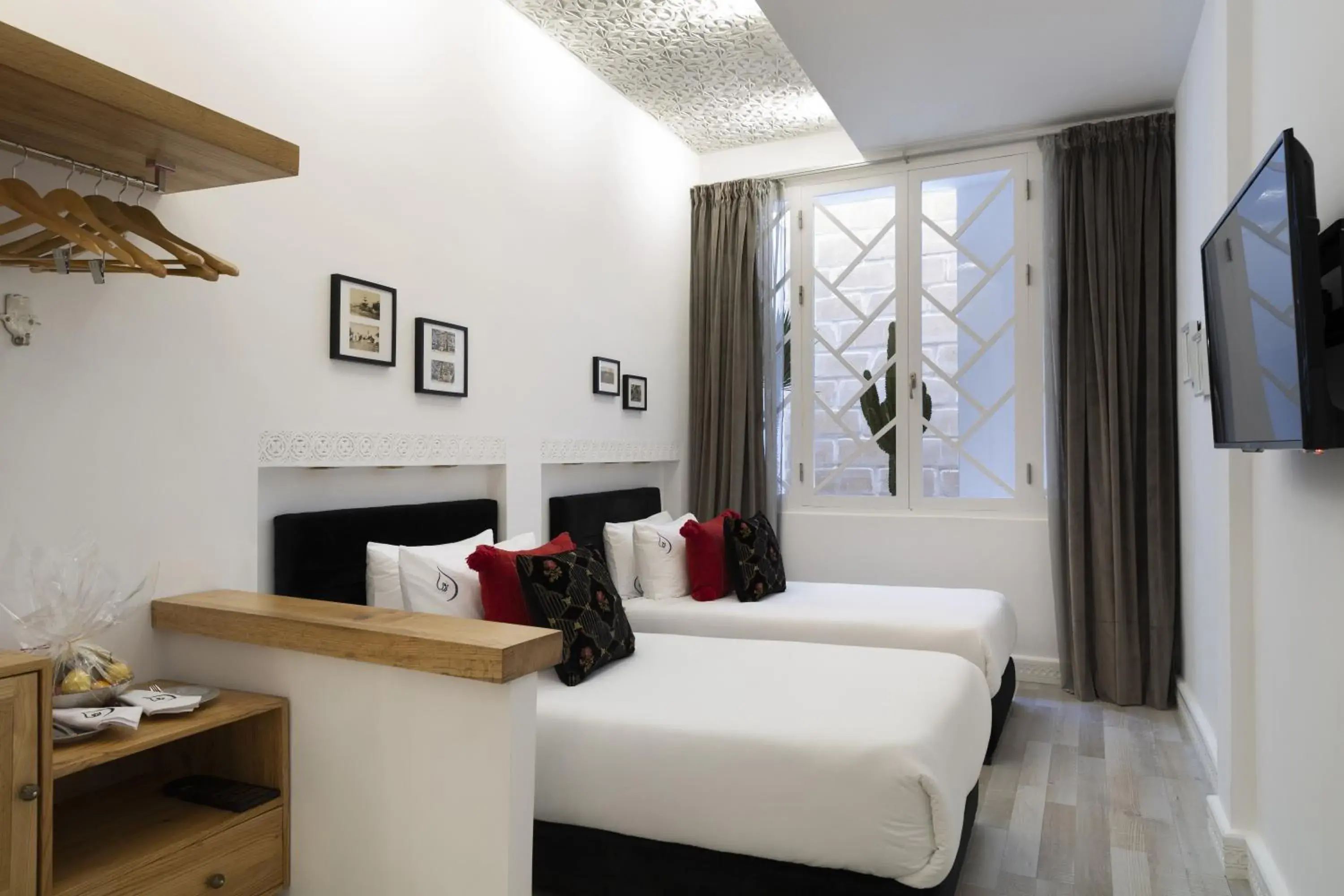 Deluxe Double Room in Suite Azur Hotel Deluxe Double Room in Suite Azur Hotel