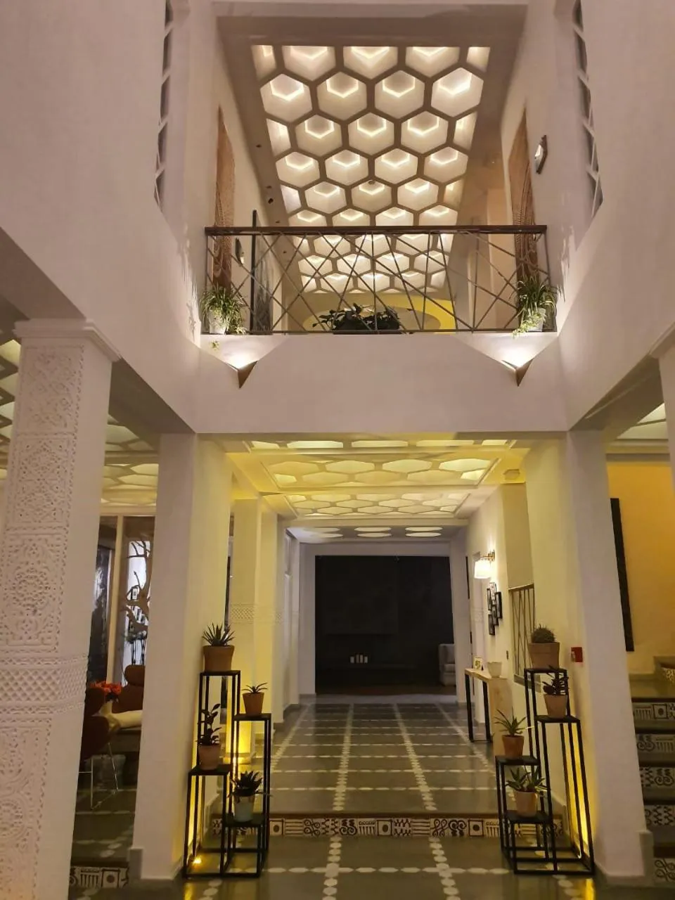 Lobby or reception in Suite Azur Hotel