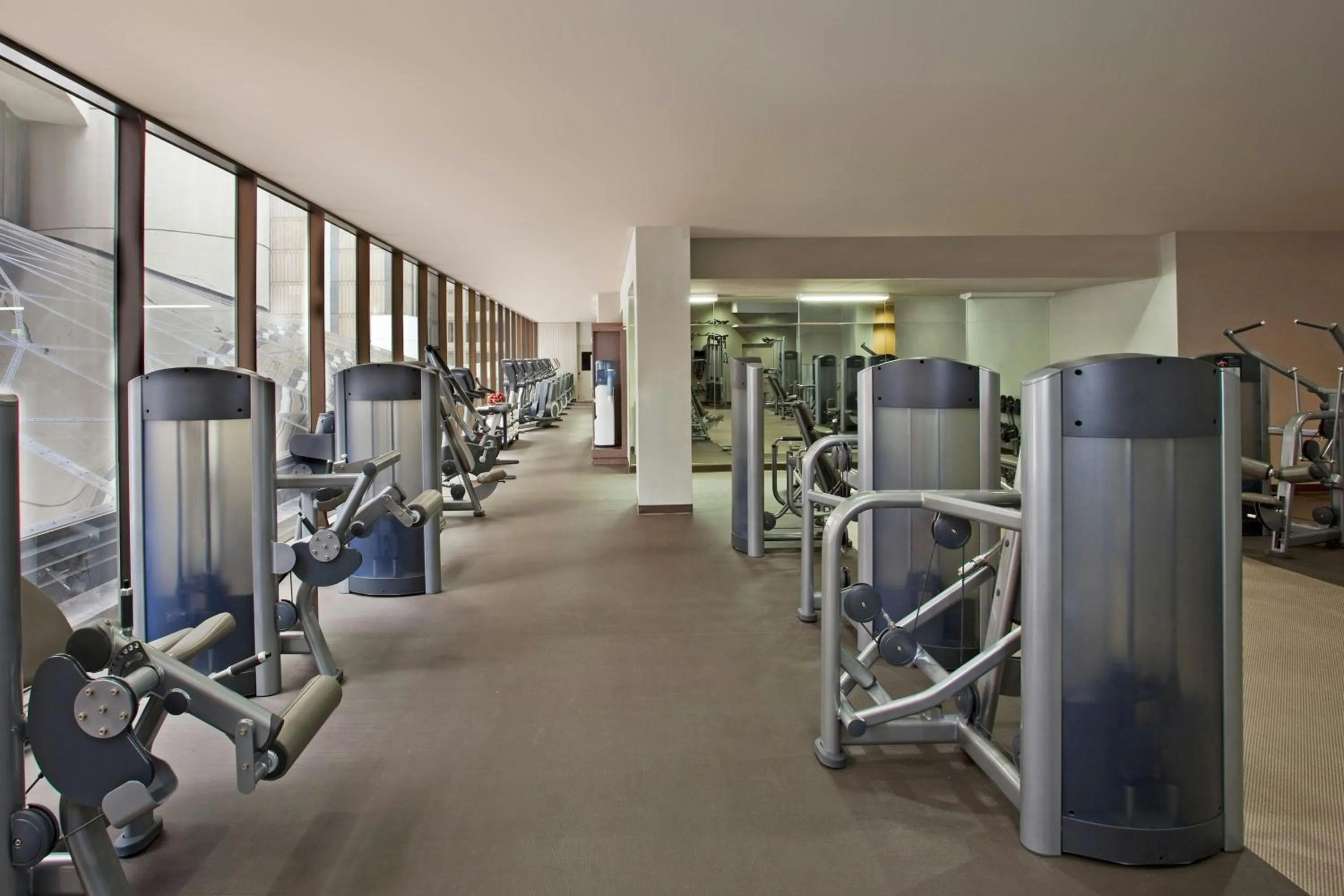 Fitness centre/facilities in The Westin Peachtree Plaza, Atlanta