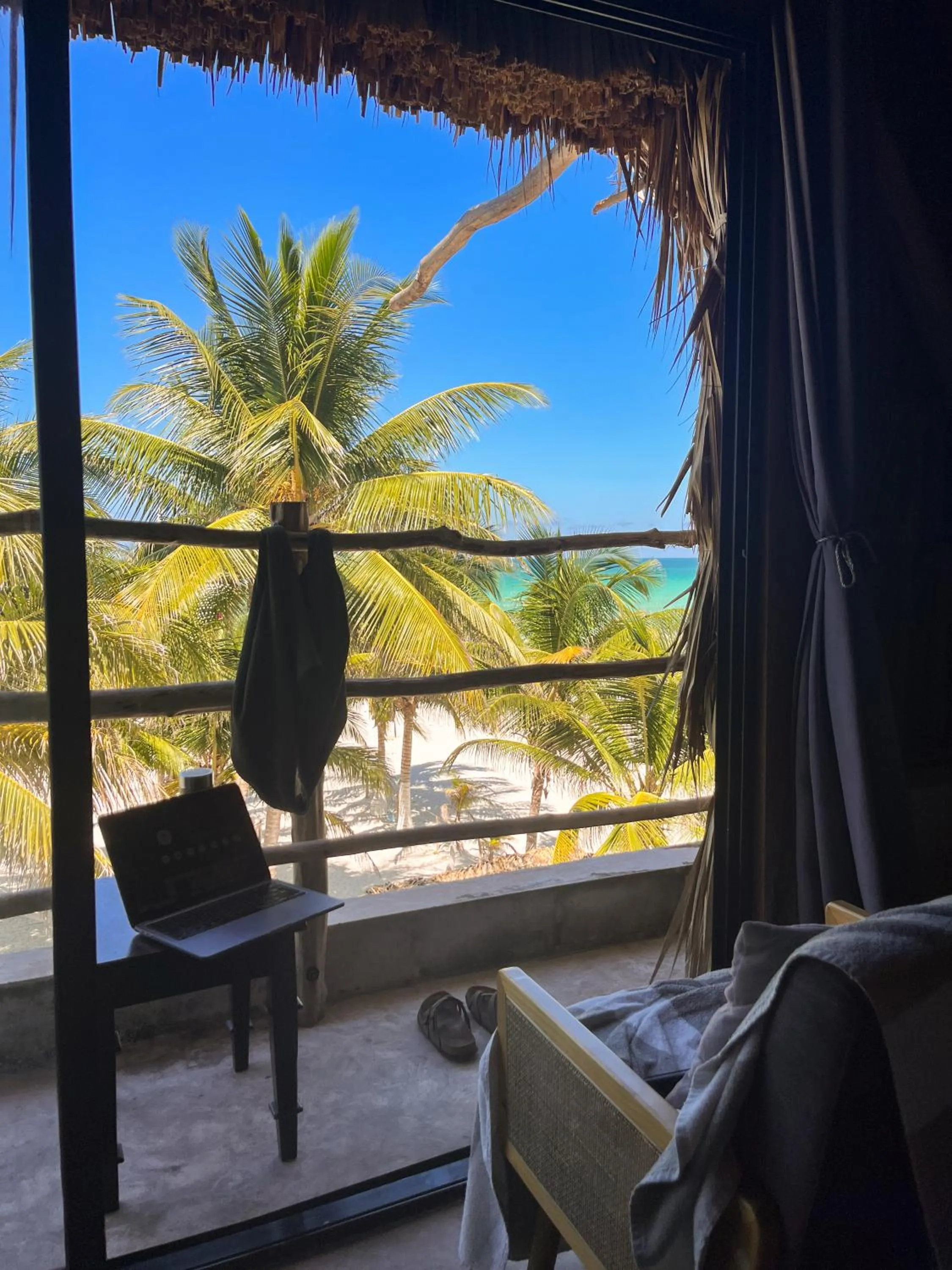 Casa Mate BeachFront Cabañas El Cuyo