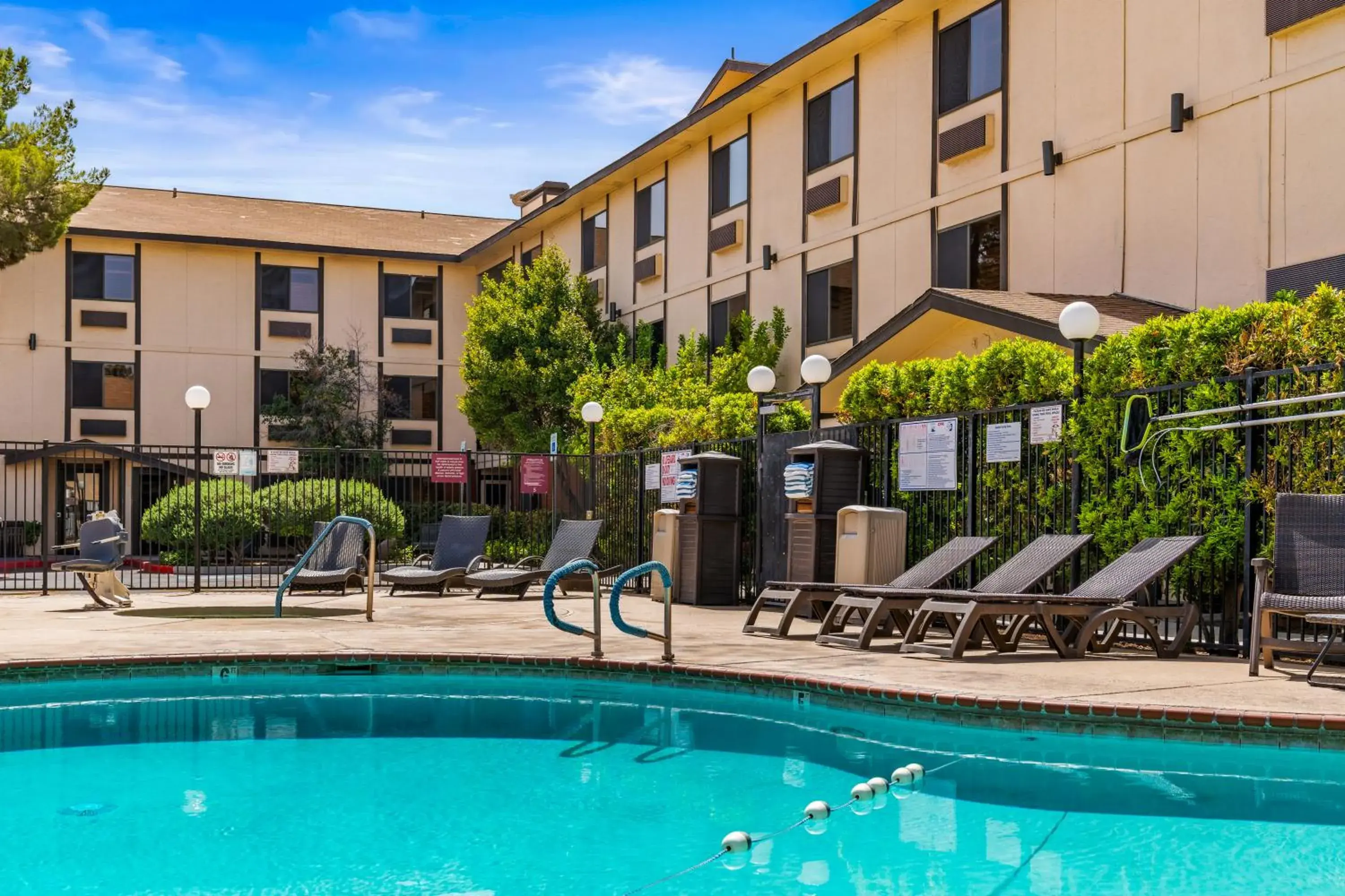 Ellis Island Hotel Casino & Brewery Ellis Island Hotel Casino & Brewery