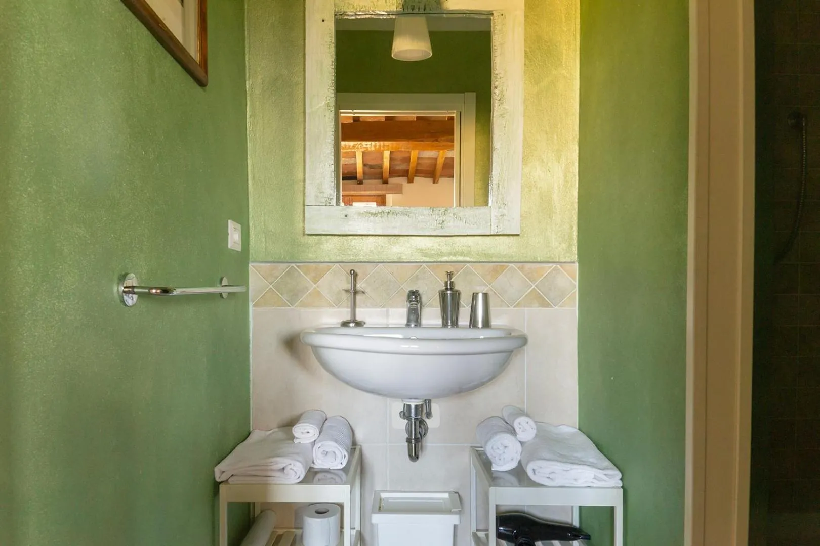 Bathroom in Casacenti B&B