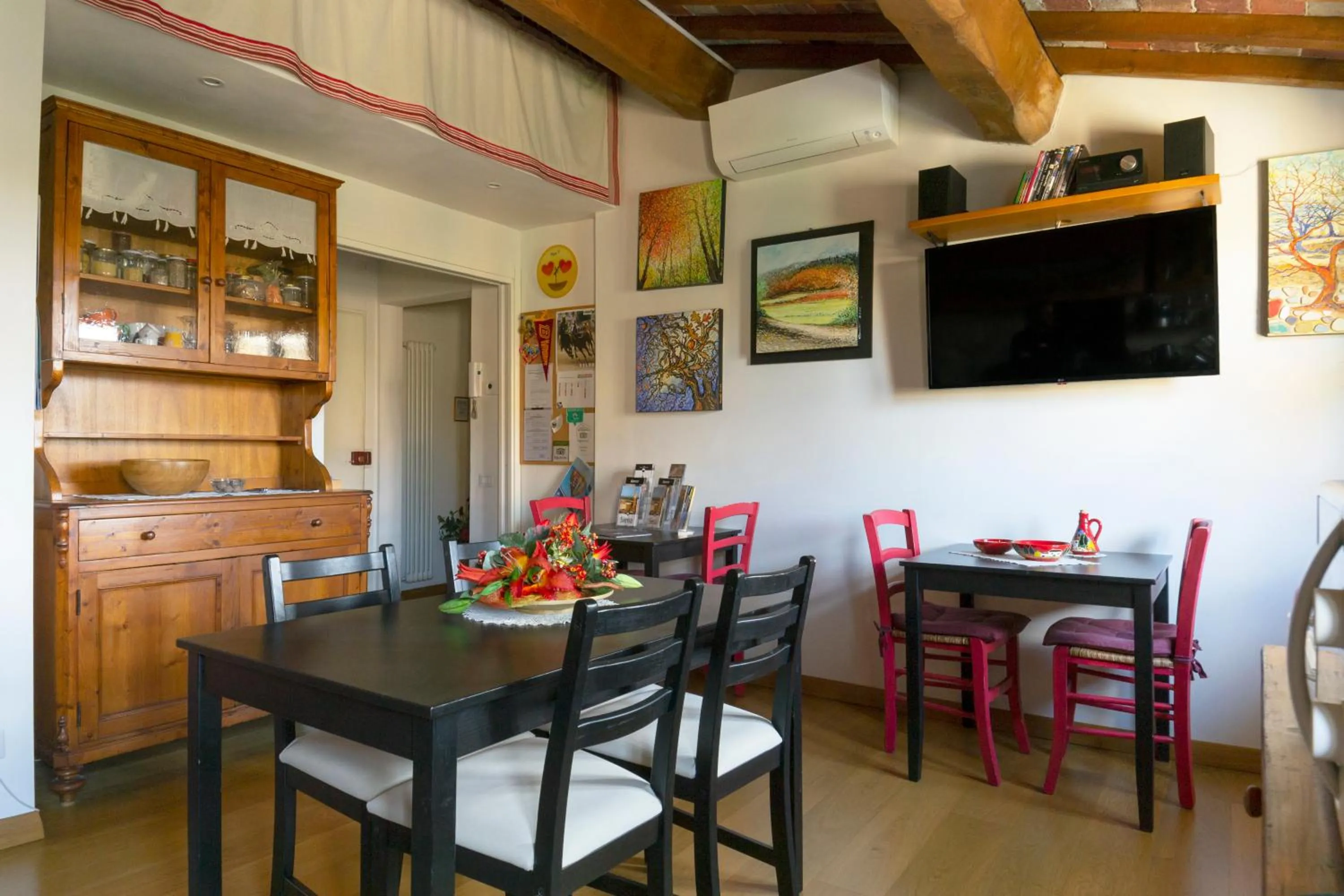 Communal kitchen in Casacenti B&B