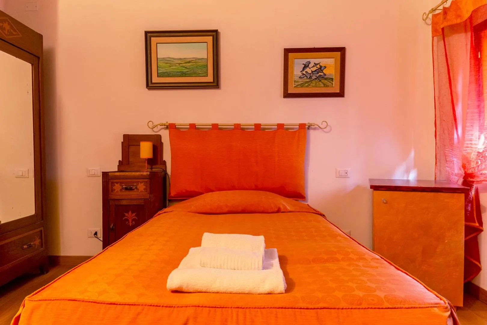 Bed in Casacenti B&B