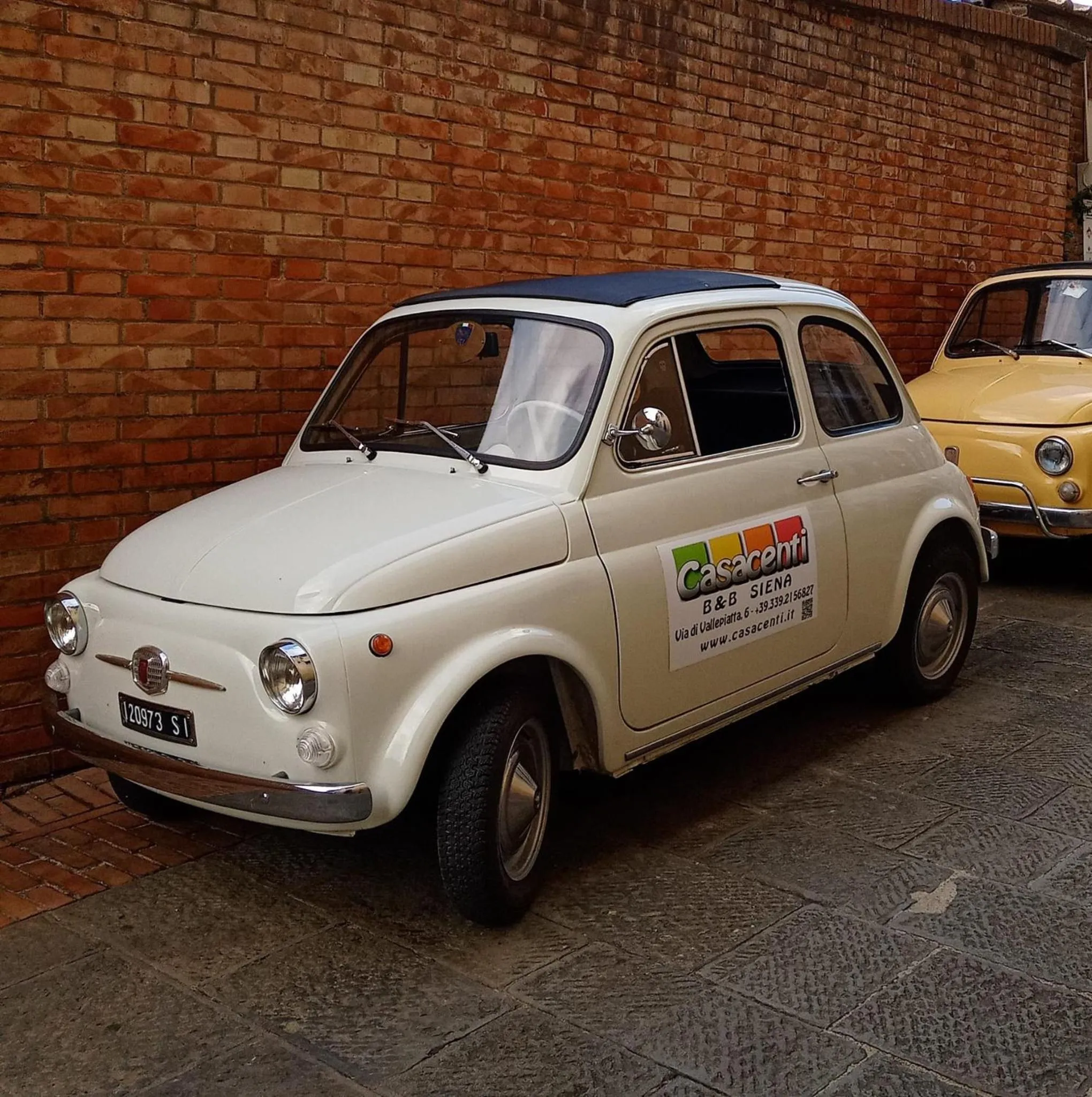 Quiet street view in Casacenti B&B
