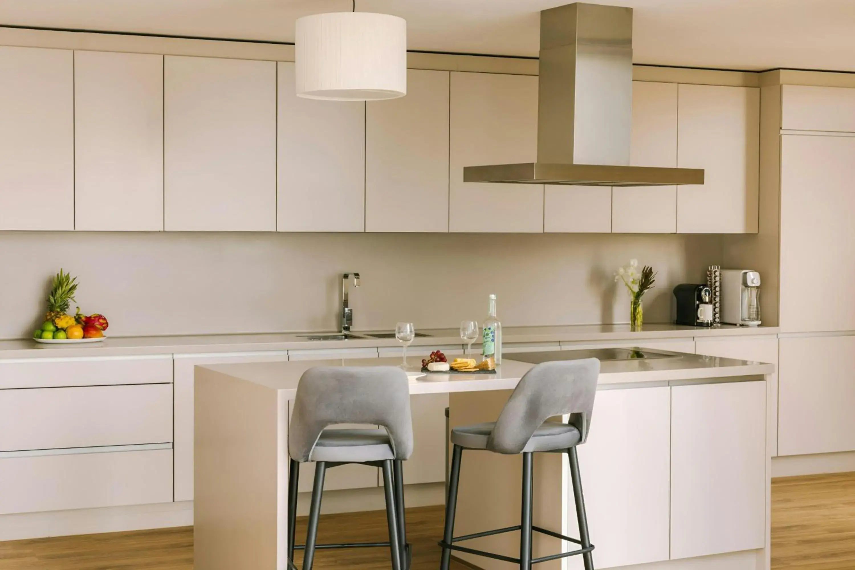 Four-Bedroom Apartment in Sonder by Marriott Bonvoy JBR The Walk Apartments Four-Bedroom Apartment in Sonder by Marriott Bonvoy JBR The Walk Apartments