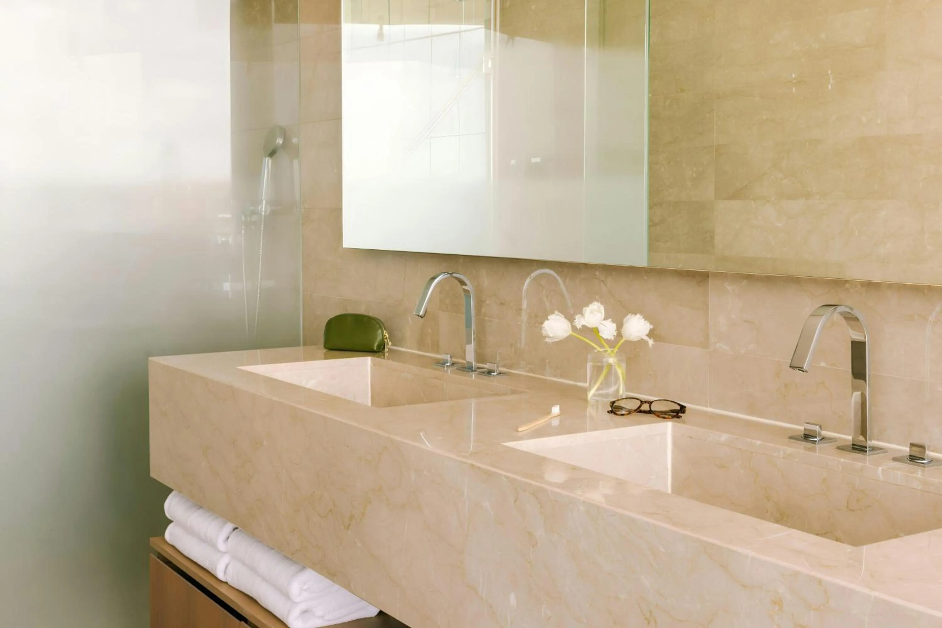Bathroom in Sonder by Marriott Bonvoy JBR The Walk Apartments