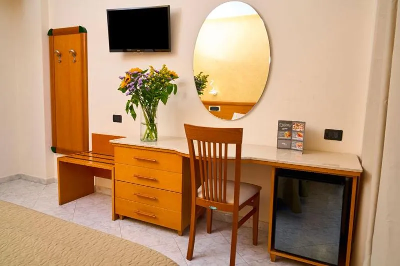 TV and multimedia in Hotel Miramare