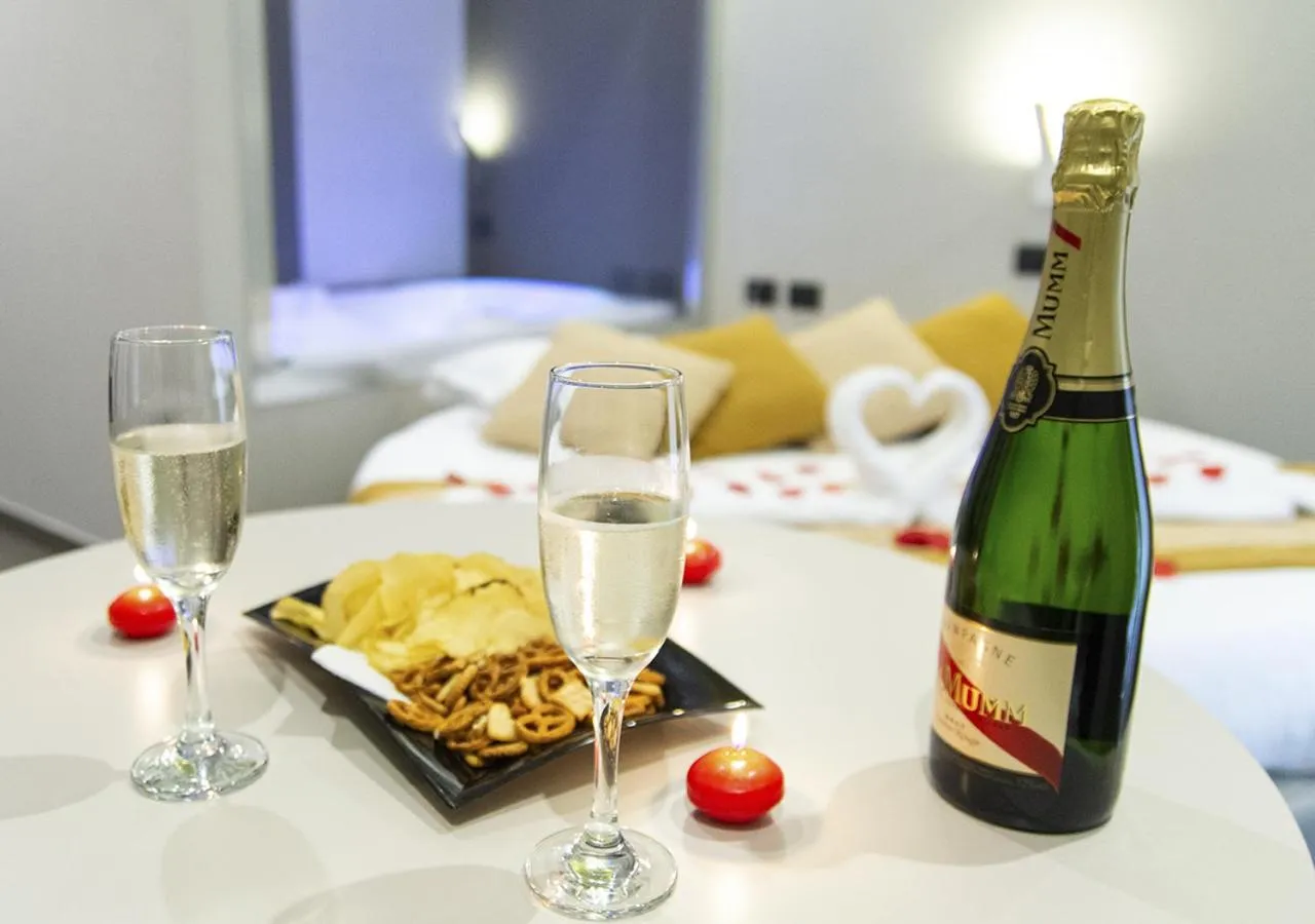 Hot Tub in Hotel Miramare