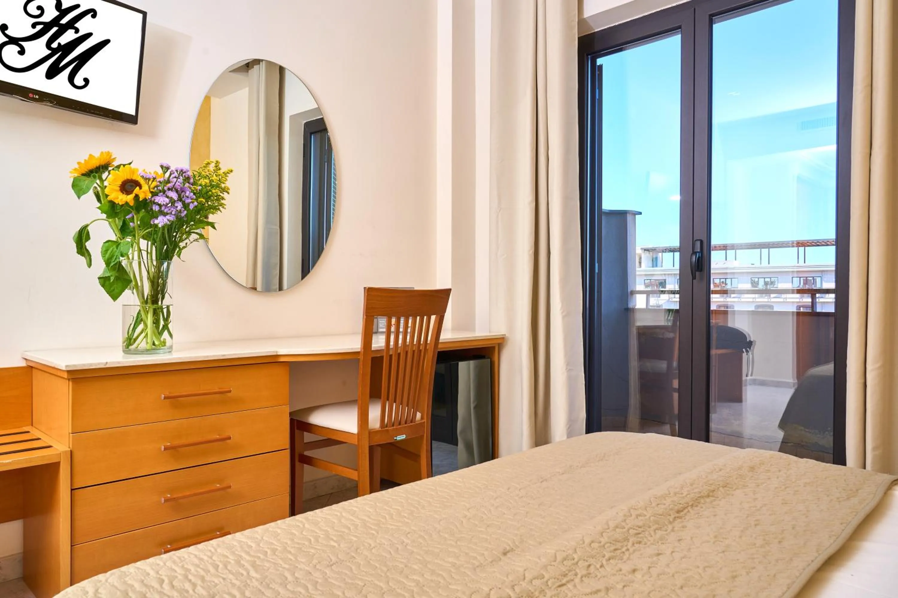 Photo of the whole room, Bed in Hotel Miramare